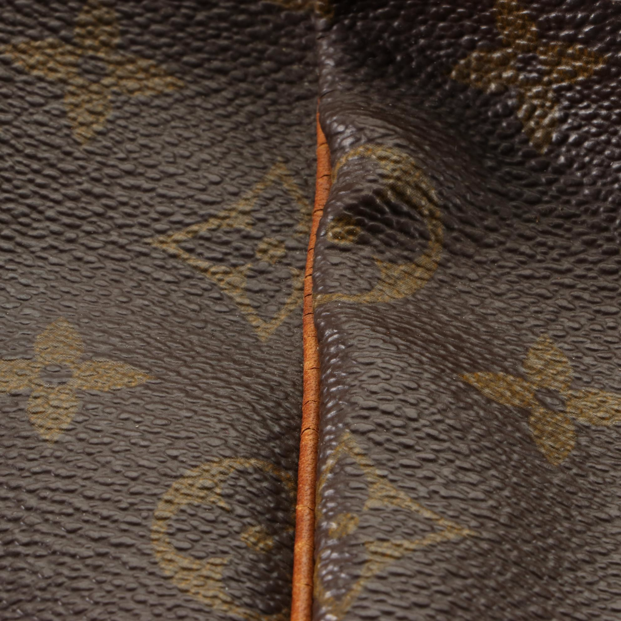 Louis Vuitton Keepall 55 in Monogram Canvas and Vachetta Leather