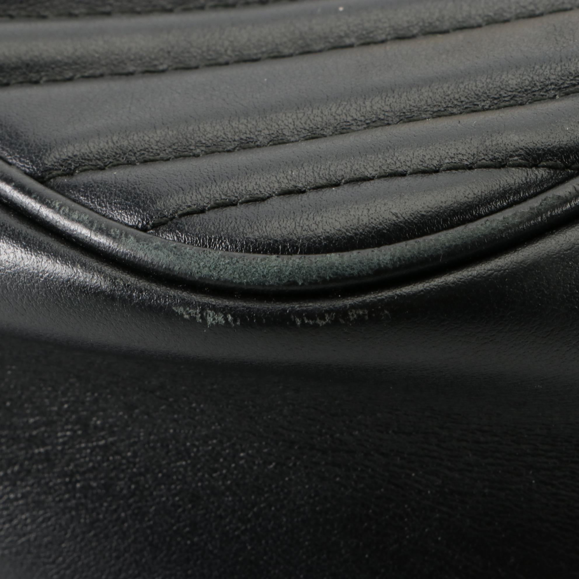 Gucci GG Marmont Shoulder Bag in Chevron Matelessé Leather