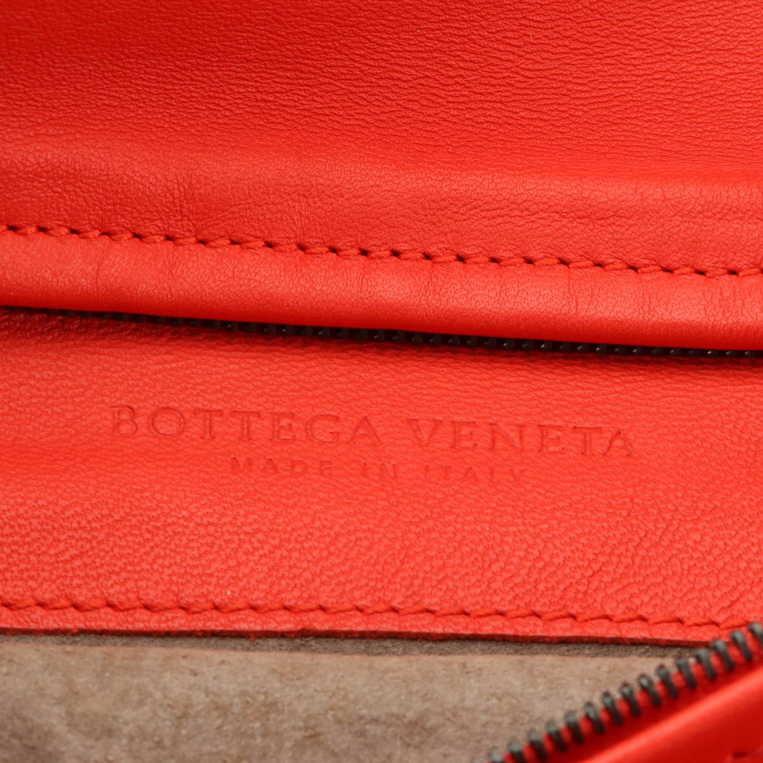 Bottega Veneta Fold Over Turnlock Clutch in Intrecciato Nappa Leather