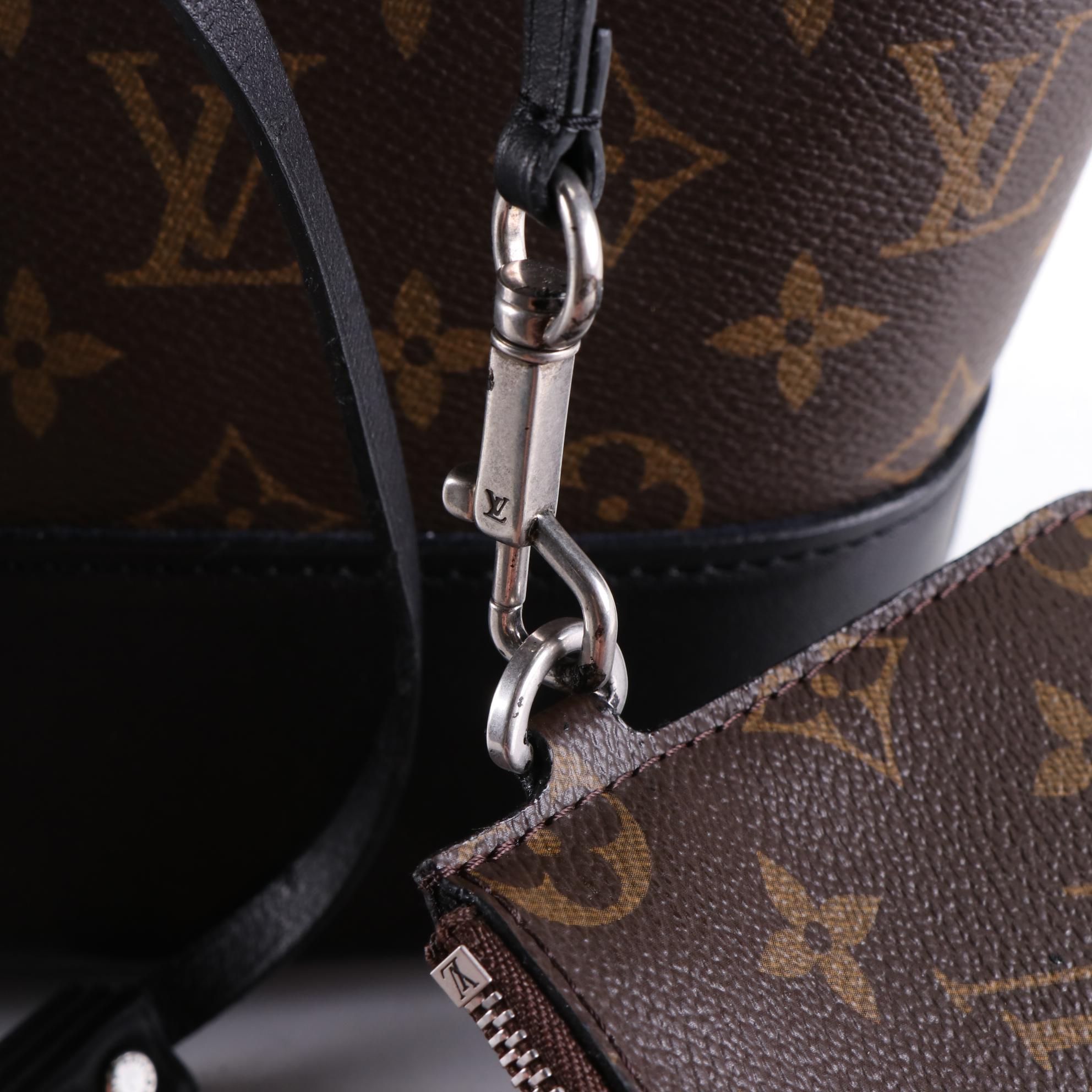 Louis Vuitton NN14 Idole Bucket Bag and Zip Pouch in Monogram Canvas and Leather