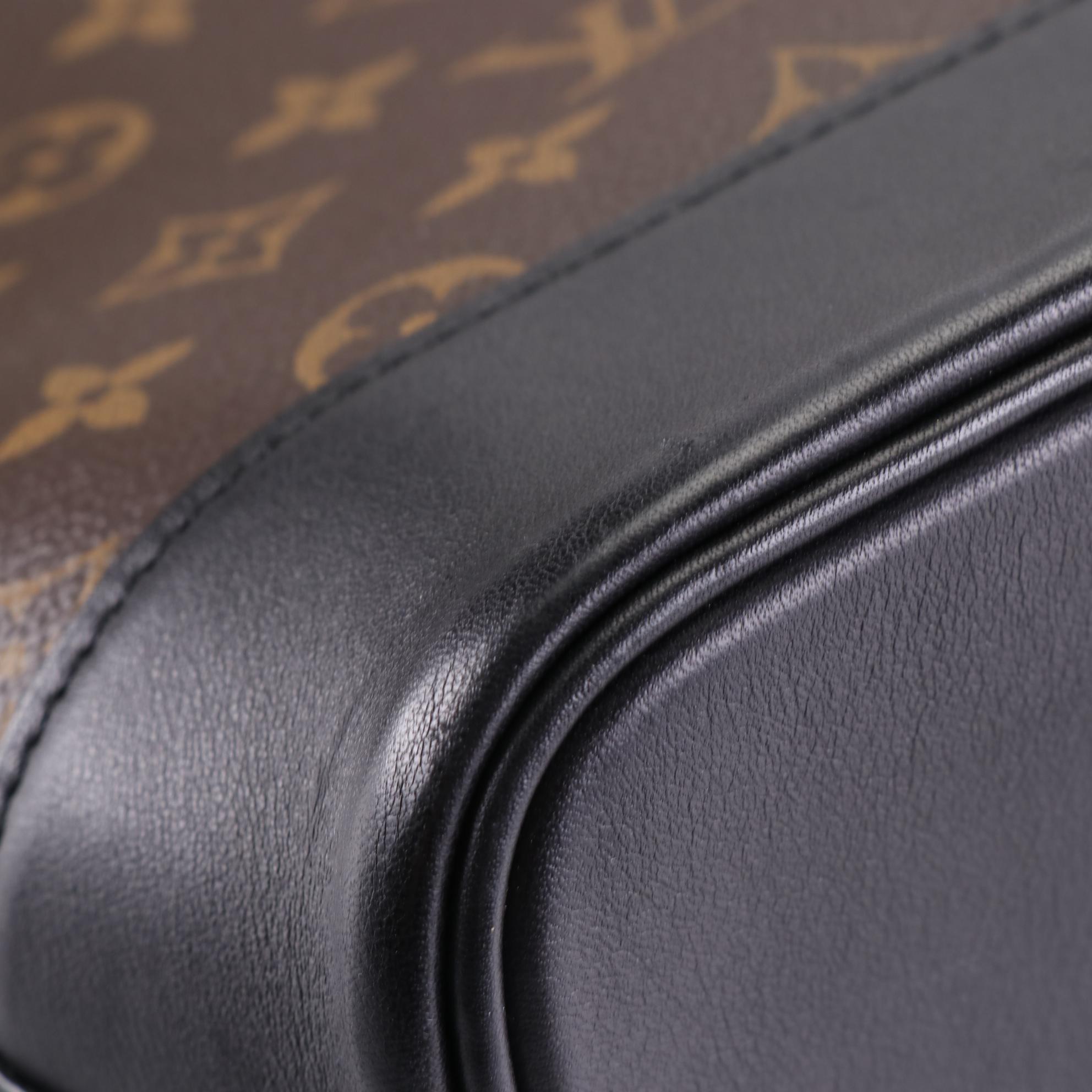 Louis Vuitton NN14 Idole Bucket Bag and Zip Pouch in Monogram Canvas and Leather