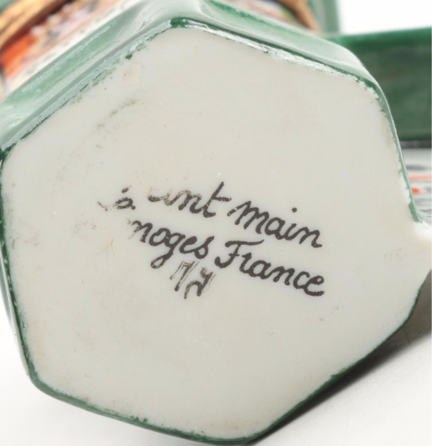 Hand-Painted French Kiosk Porcelain Limoges Box