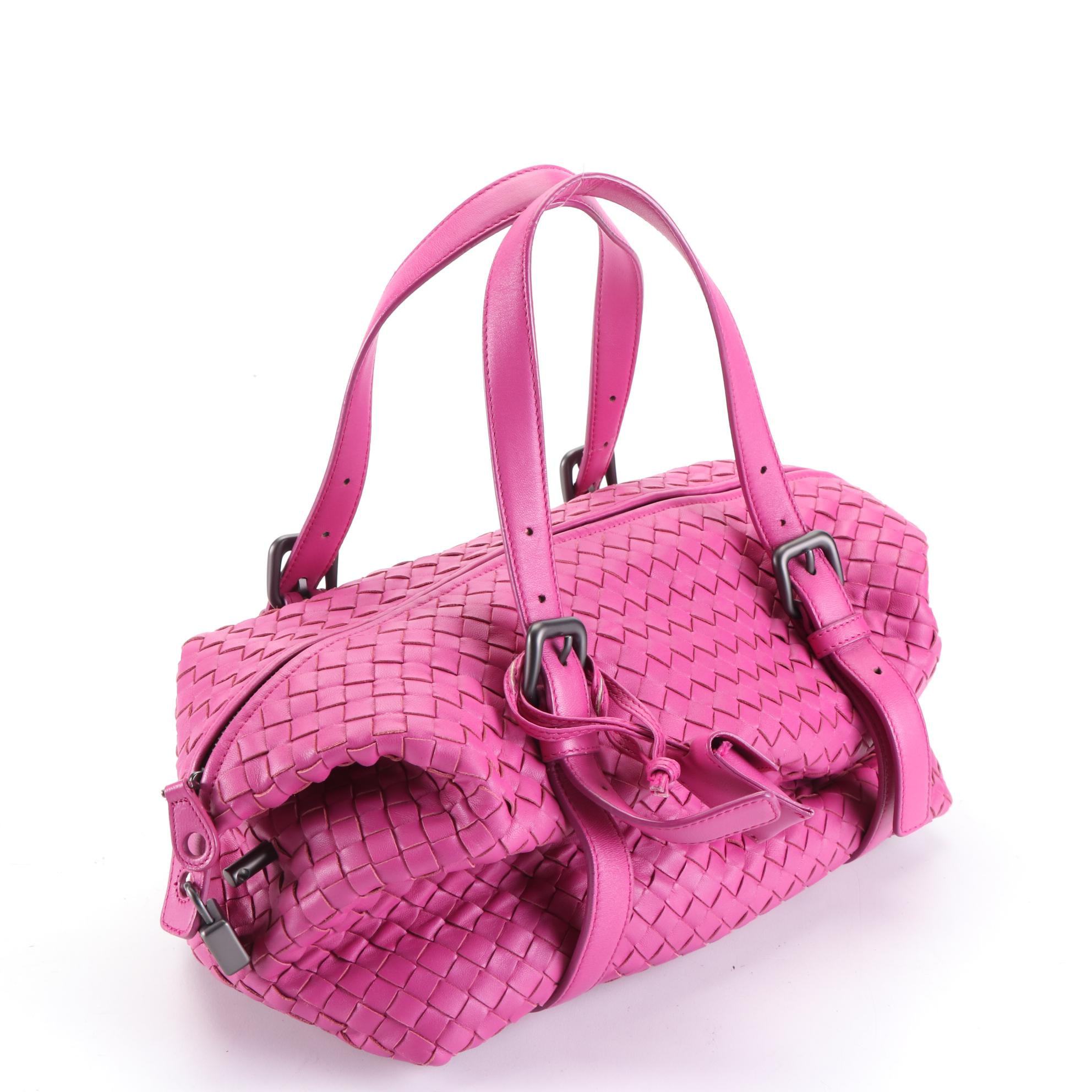 Bottega Veneta Medium Montaigne Shoulder Bag in Pink Intrecciato Leather