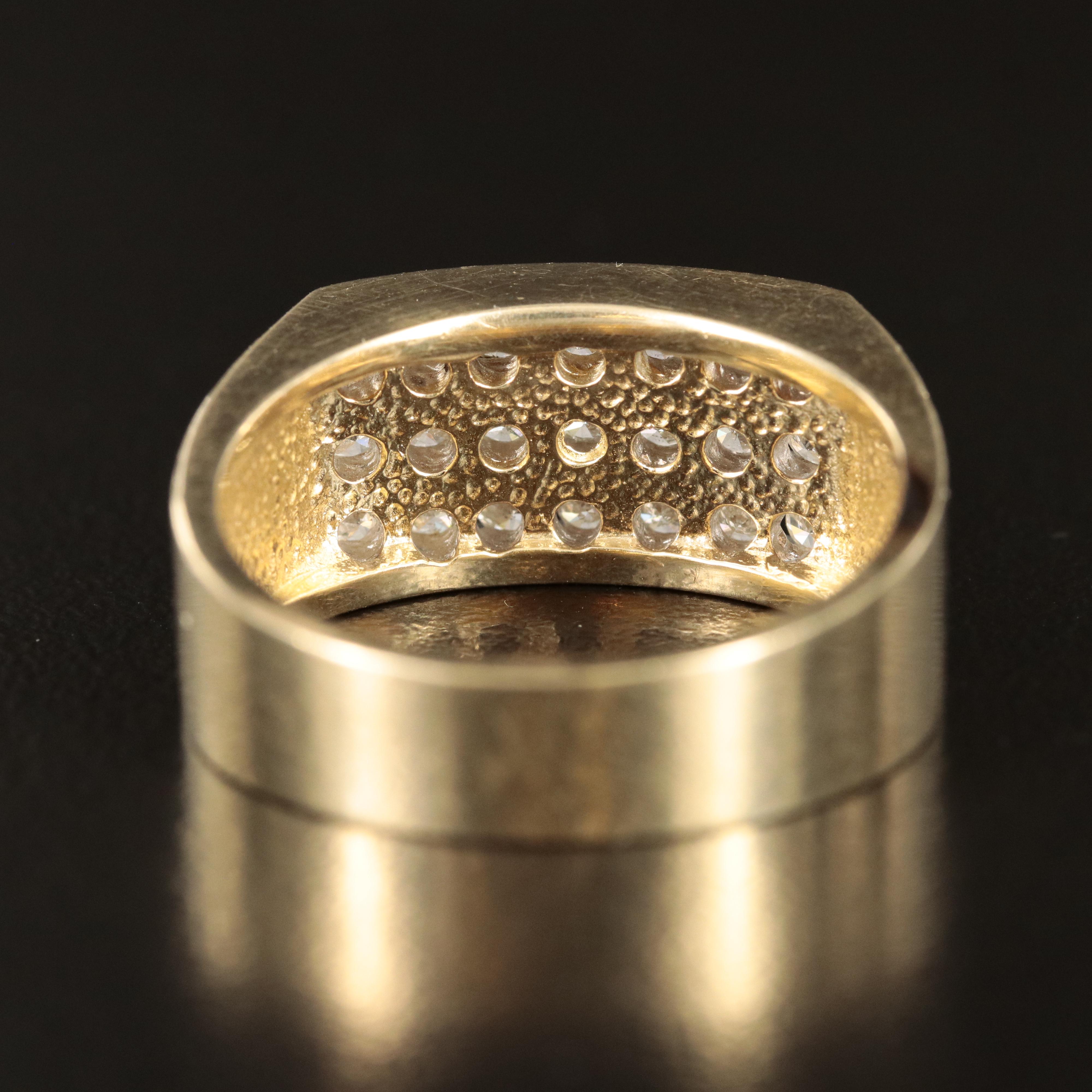 10K 0.84 CTW Diamond Ring