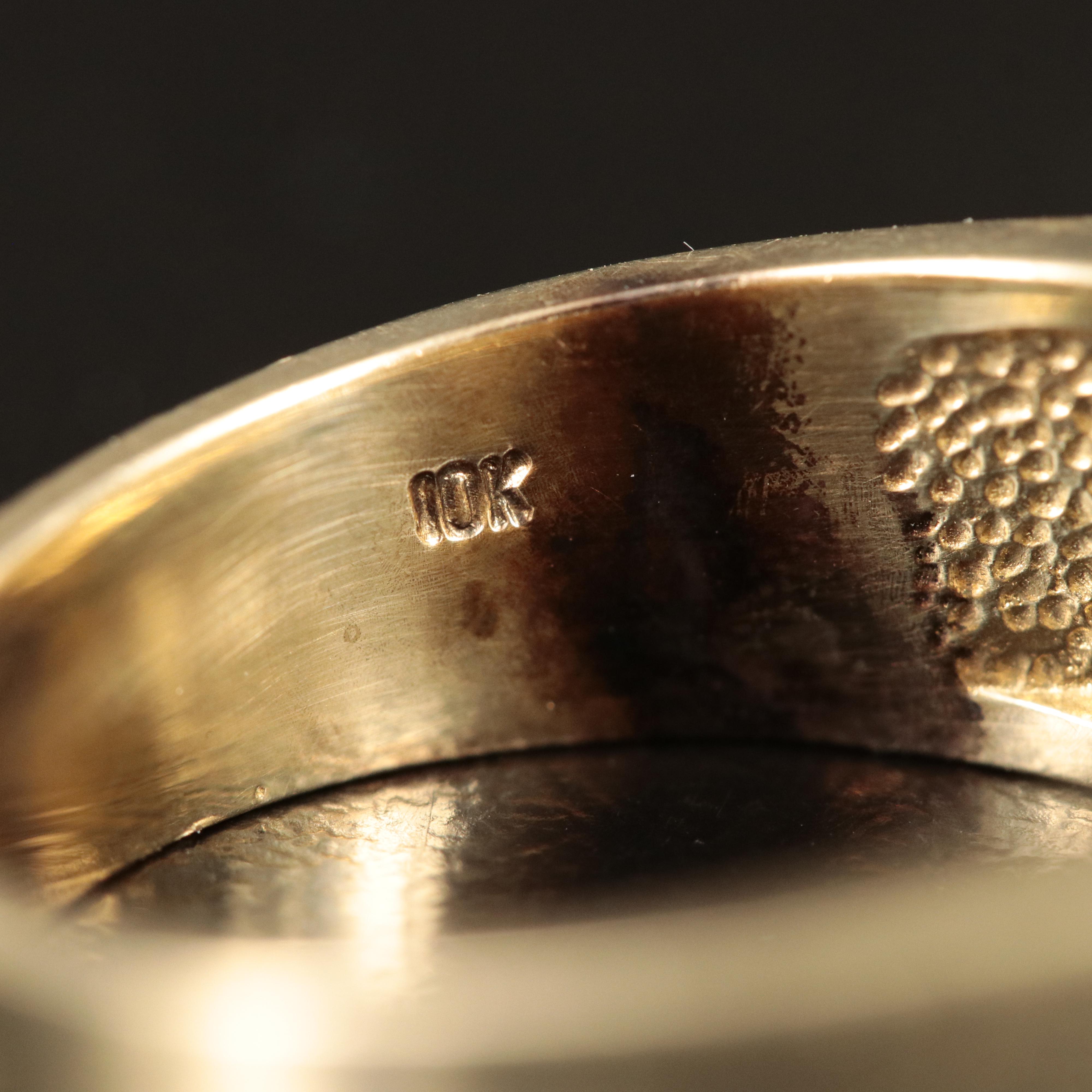 10K 0.84 CTW Diamond Ring