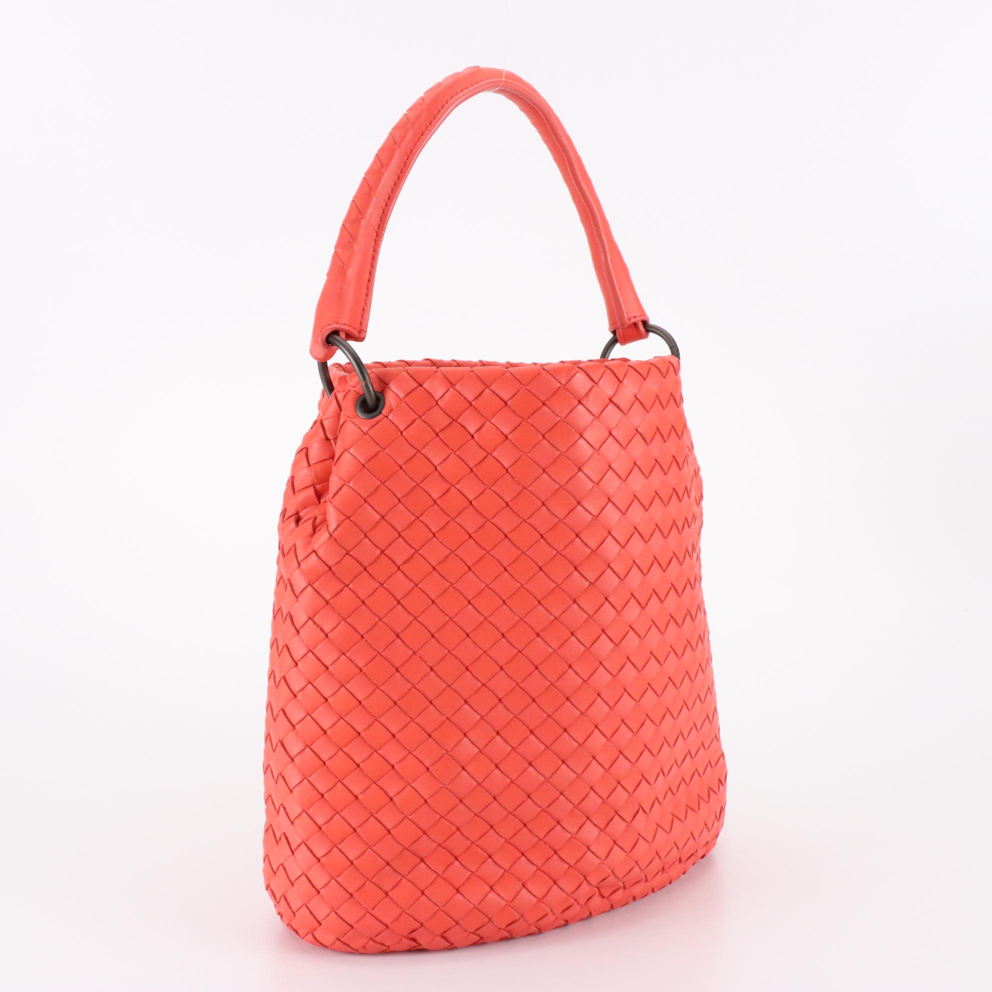 Bottega Veneta Small Bucket Bag in Intrecciato Nappa Leather