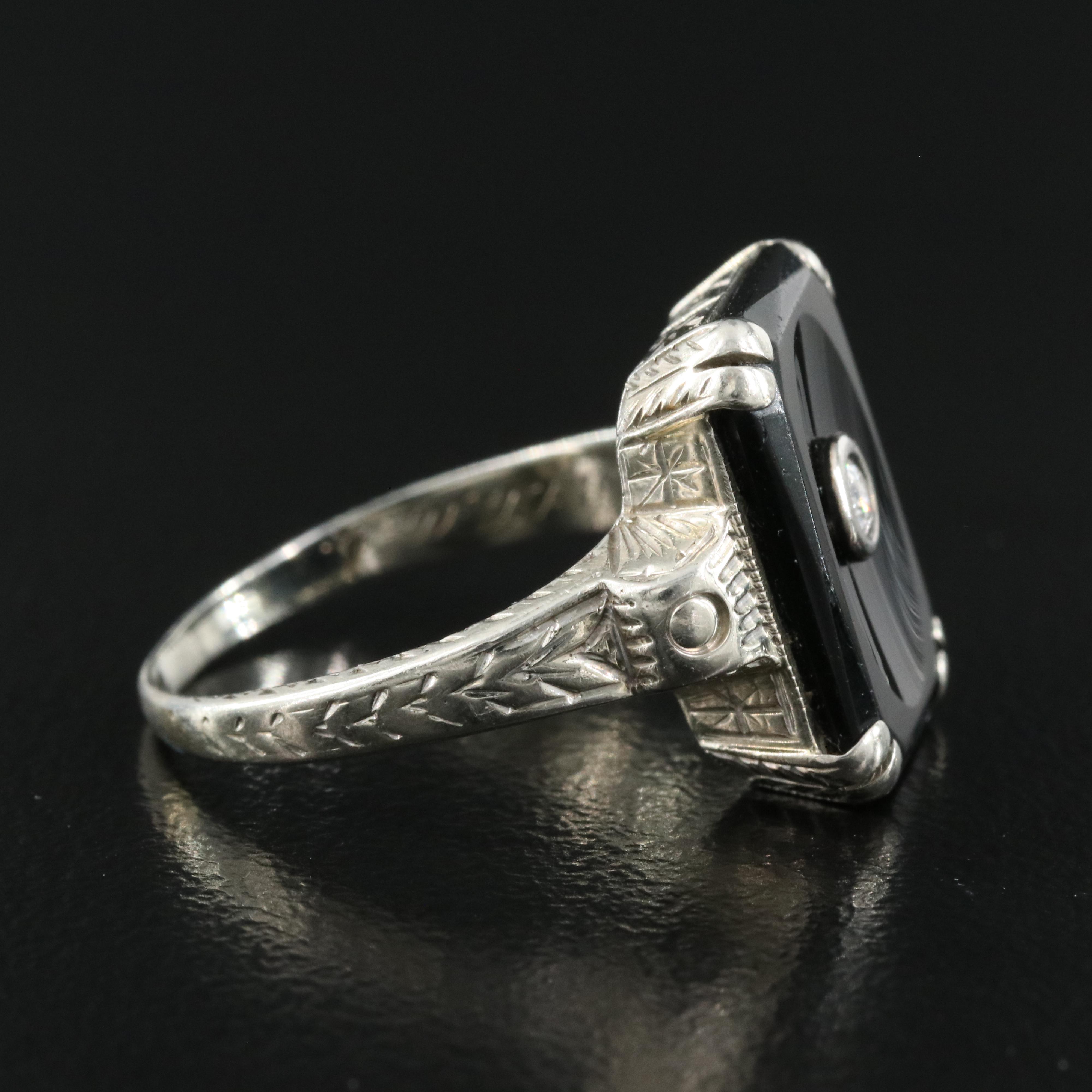 18K Black Onyx and Diamond Ring