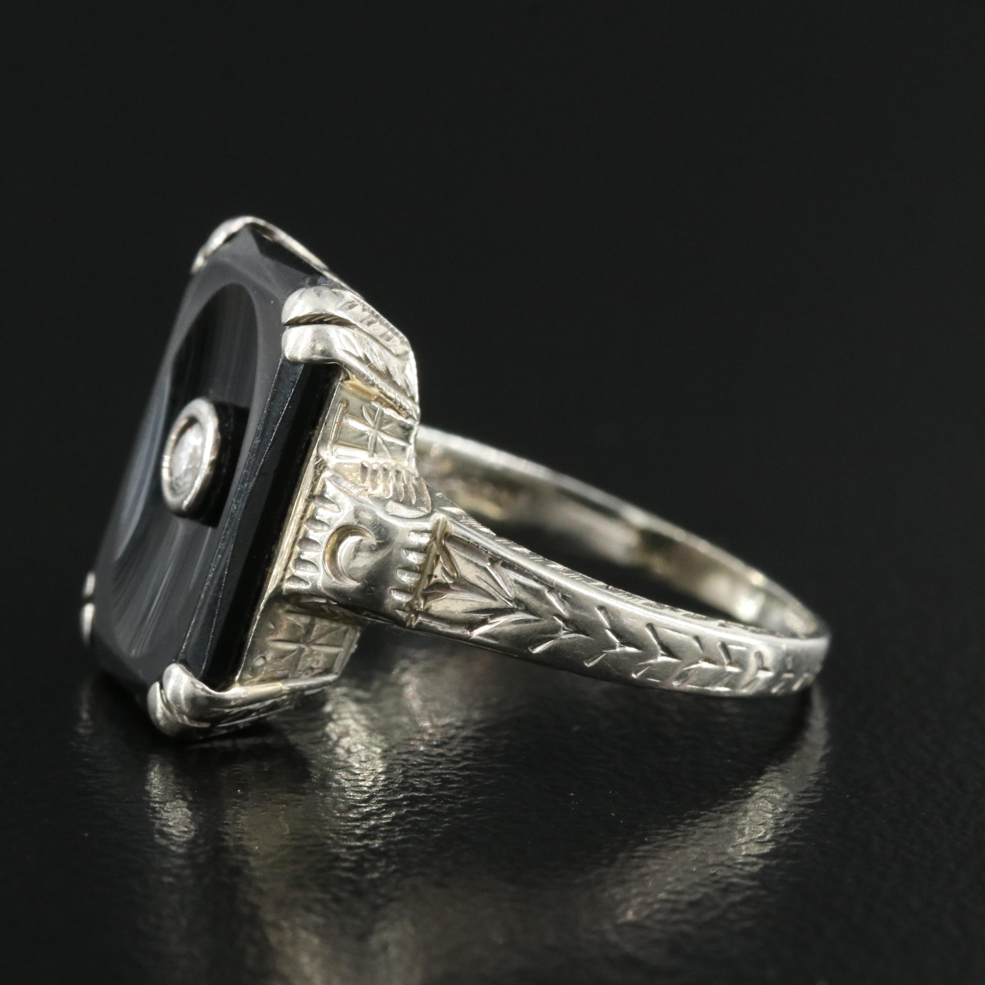 18K Black Onyx and Diamond Ring