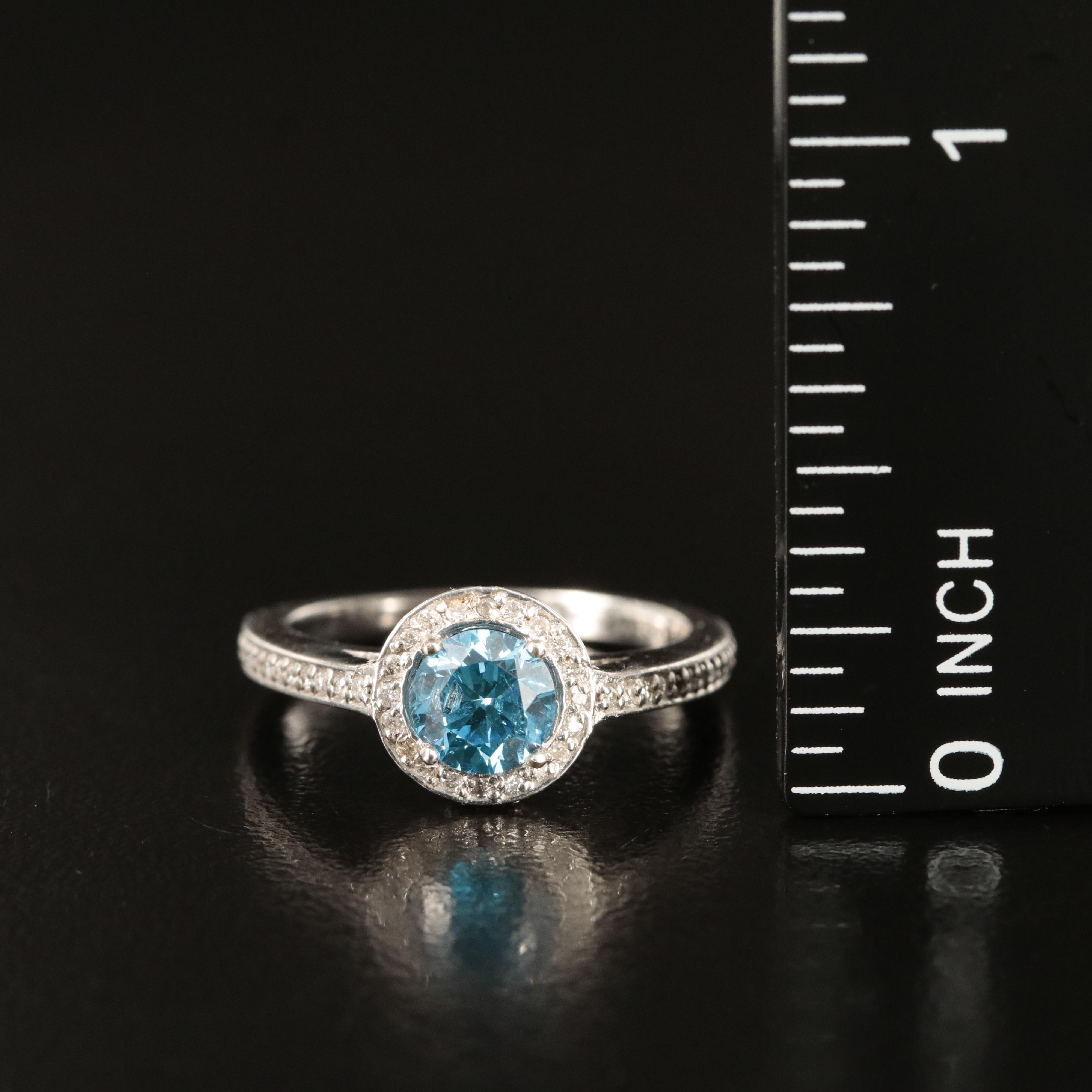 14K 1.01 CTW Diamond Ring with Fancy Vivid Blue Center