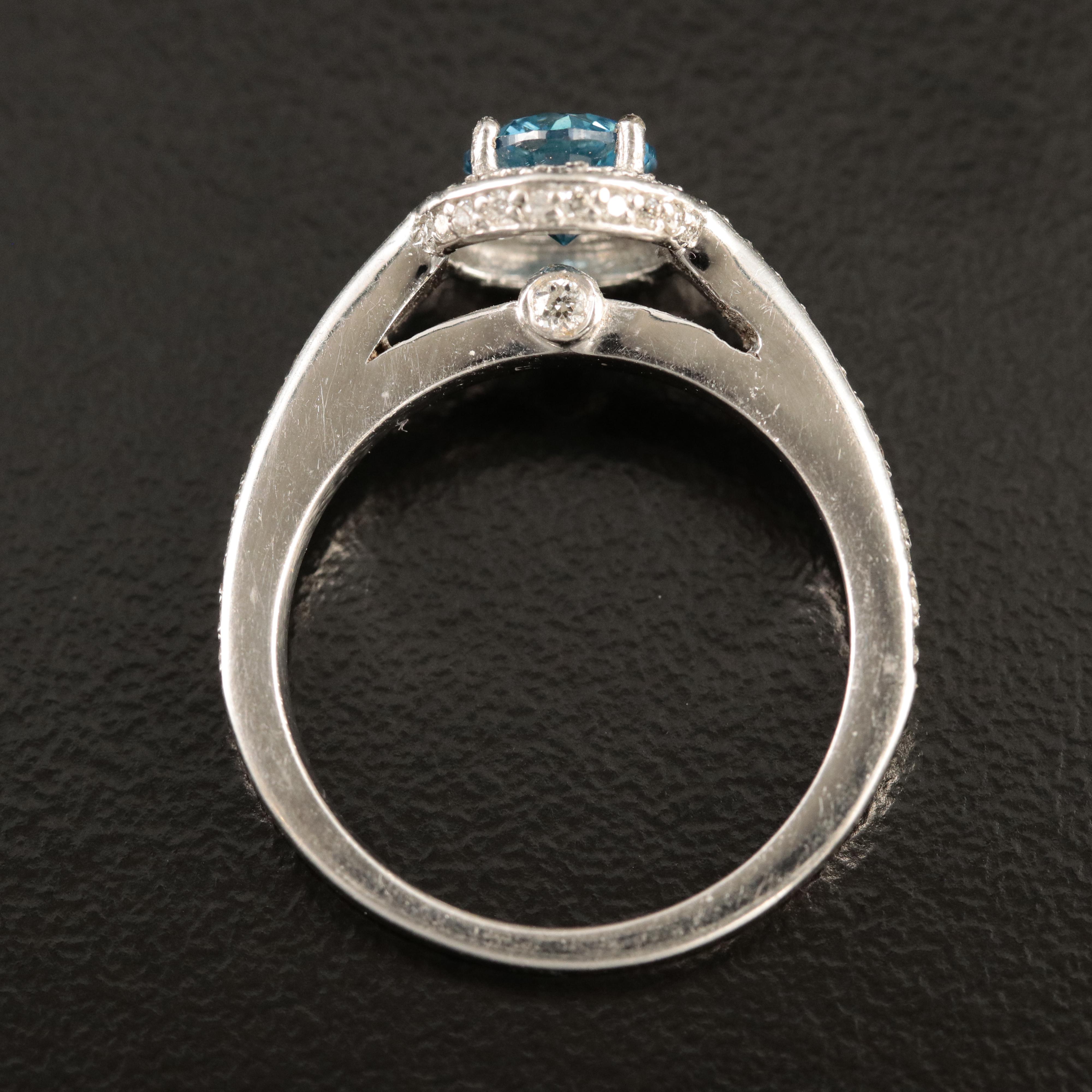 14K 1.01 CTW Diamond Ring with Fancy Vivid Blue Center