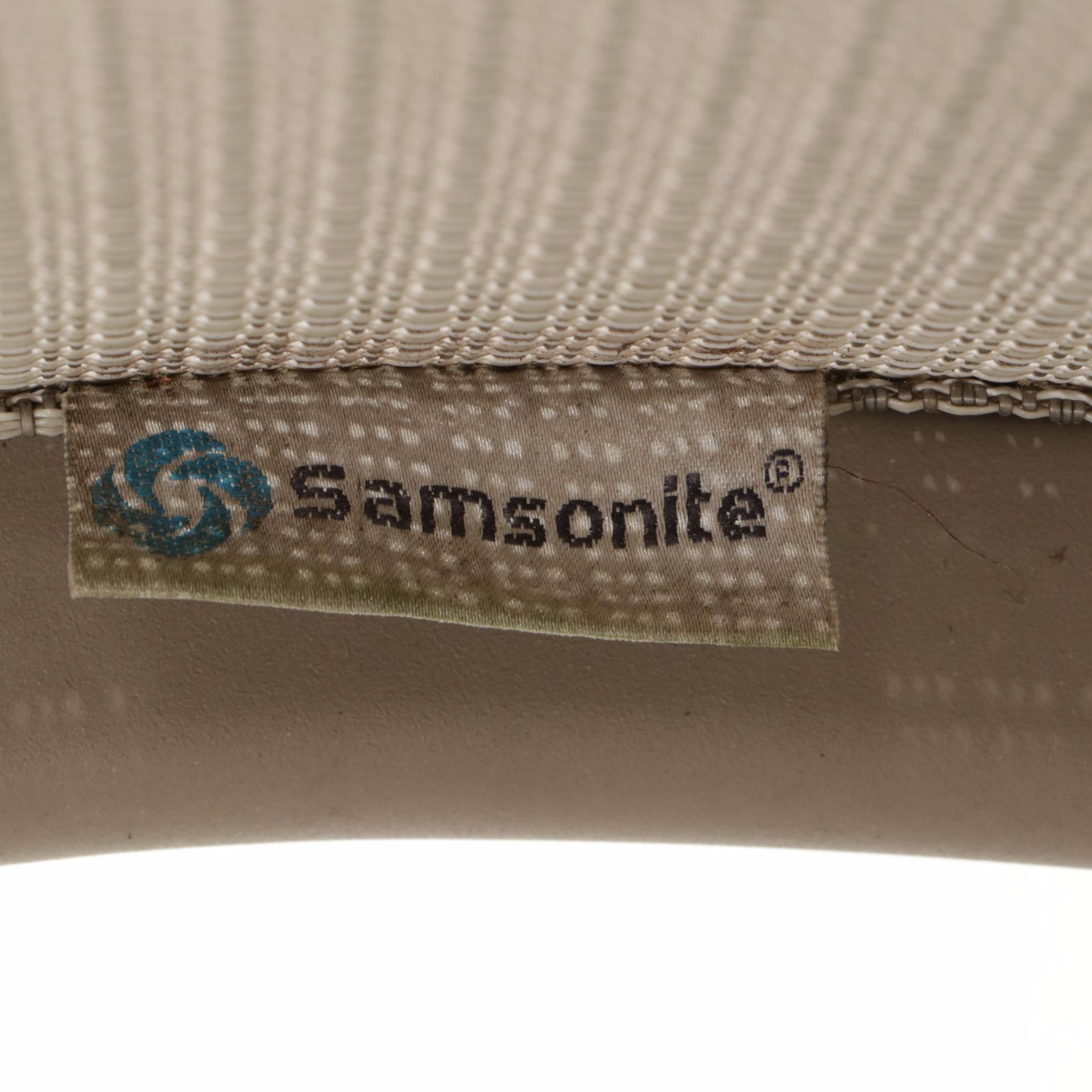 Seven-Piece Aluminum Frame Patio Dining Set With Umbrella