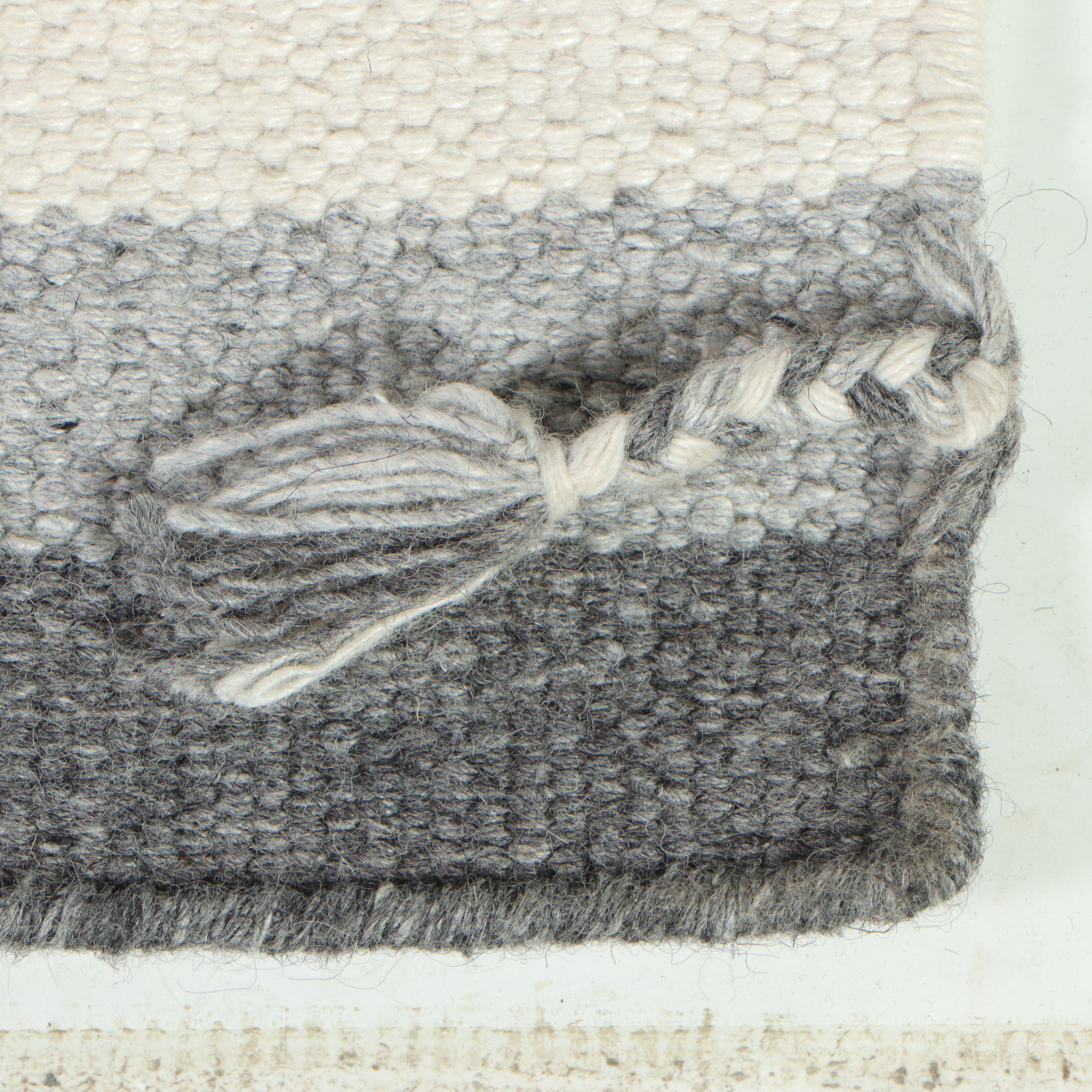 5'2 x 7'10 Handwoven Indian Dhurrie Mixed Technique Diamond Pattern Area Rug