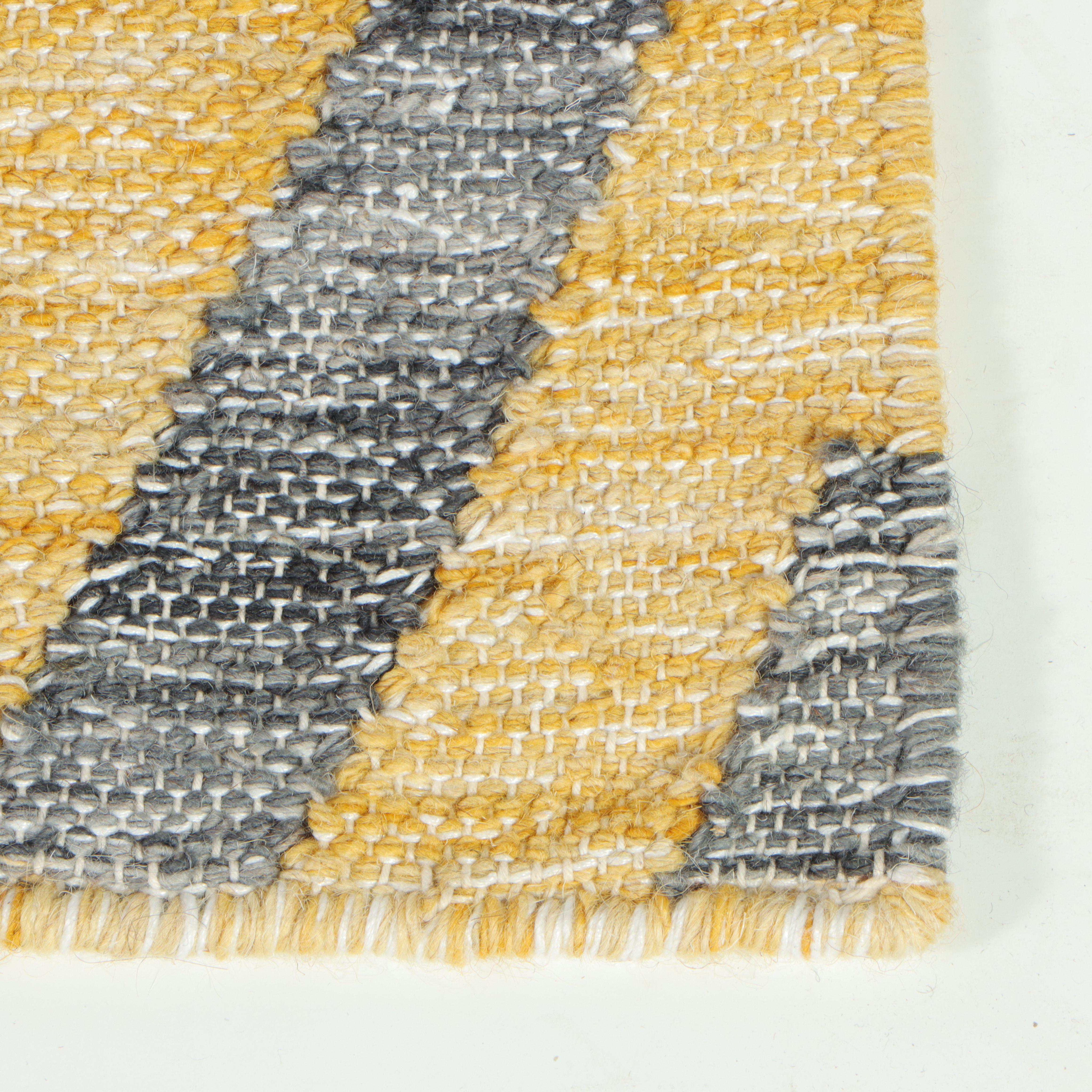 5'2 x 7'7 Handwoven Yellow and Grey Chevron Area Rug