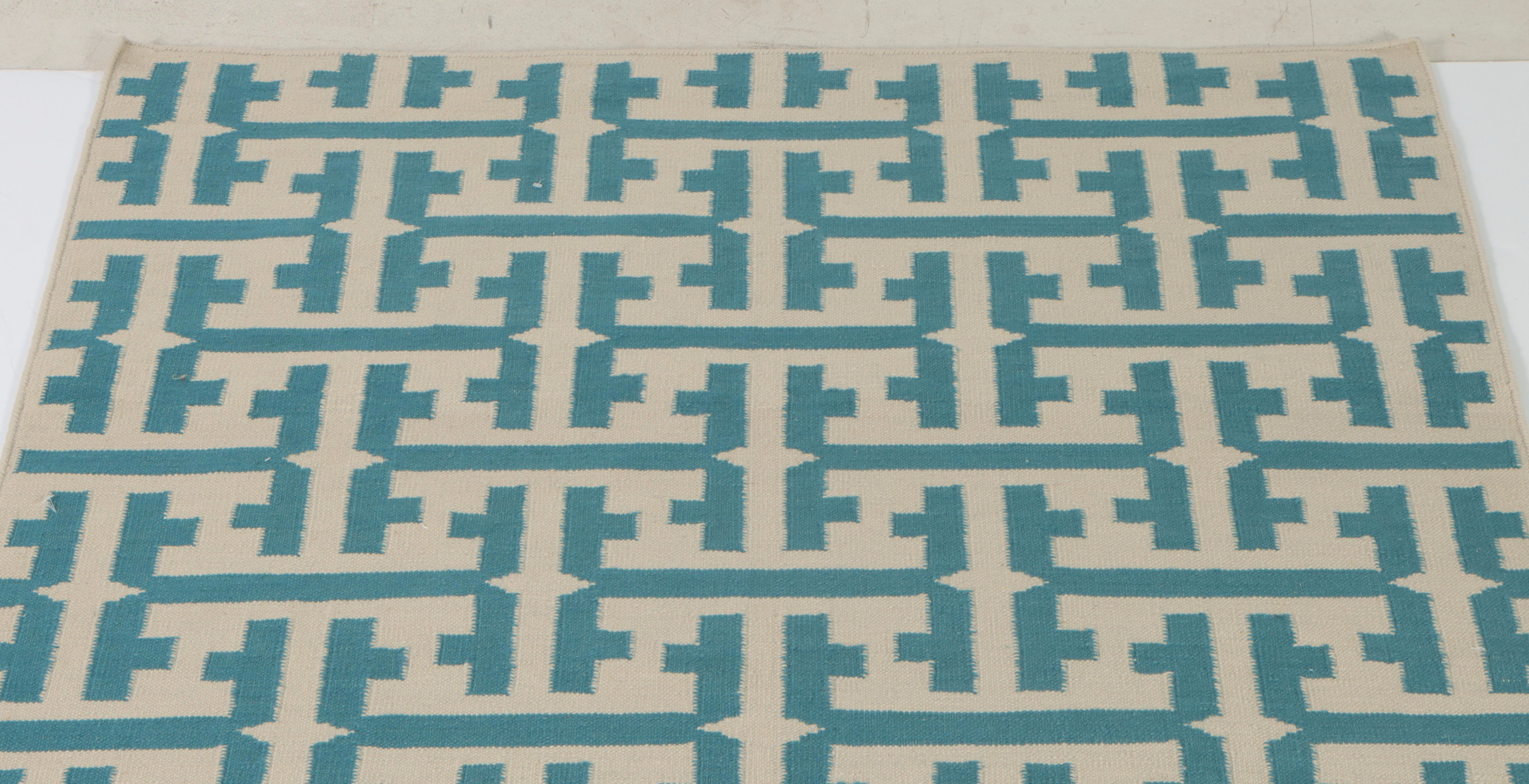 5'1 x 7'11 Handwoven Indian Dhurrie Area Rug