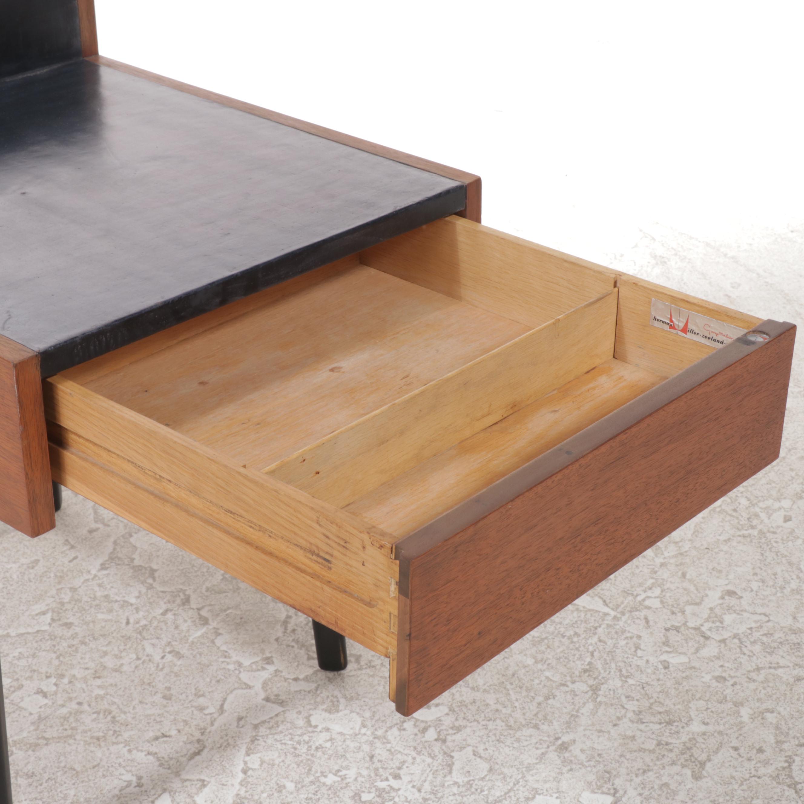 George Nelson for Herman Miller Walnut Planter and Integrated Lamp End Table