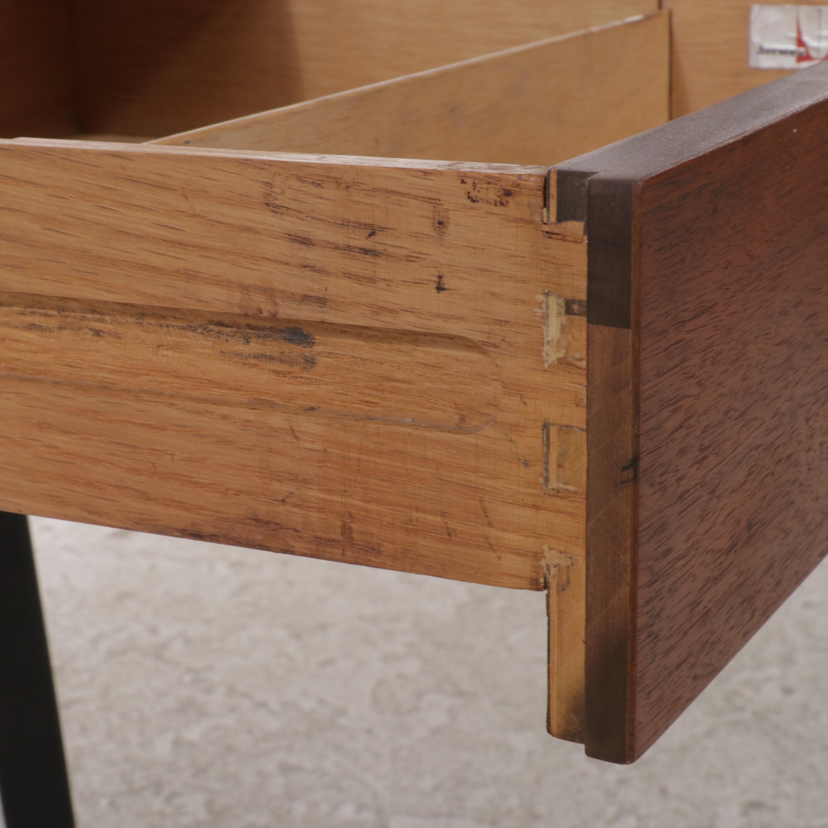 George Nelson for Herman Miller Walnut Planter and Integrated Lamp End Table