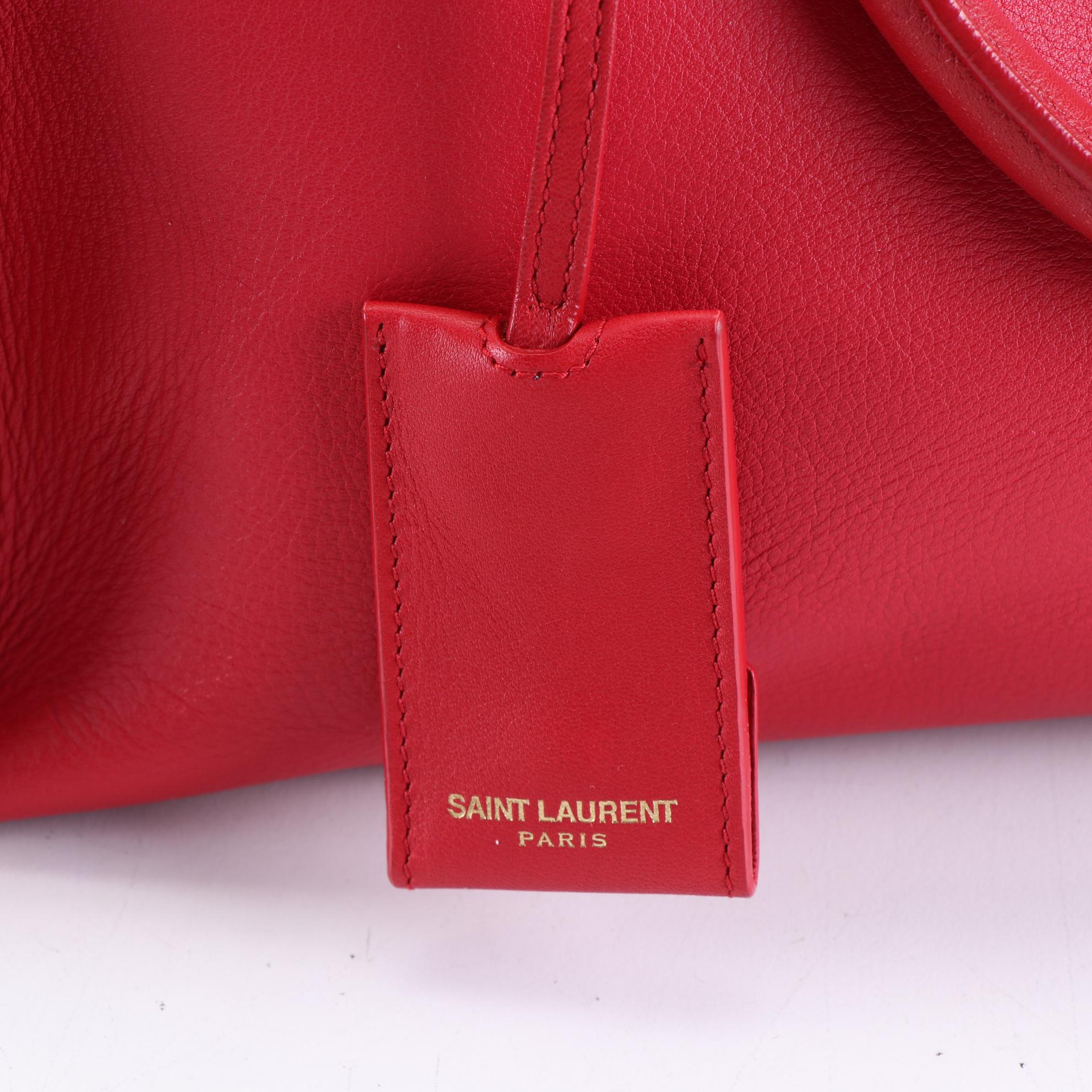 Saint Laurent Classic Y Cabas Handbag in Leather