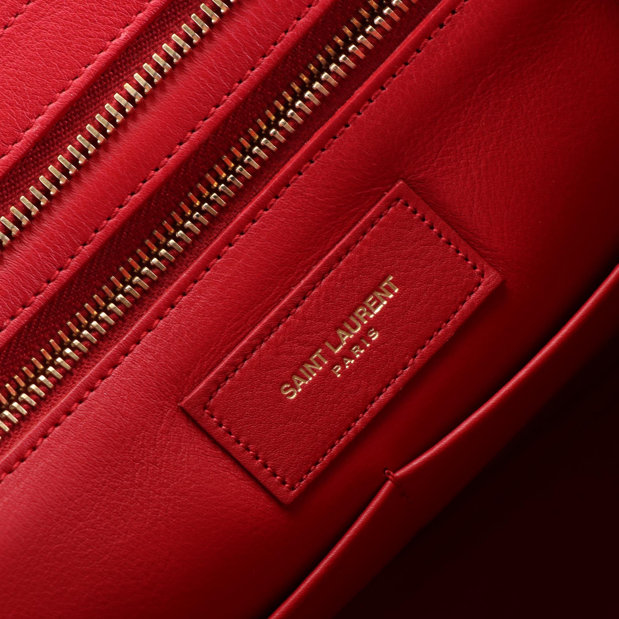 Saint Laurent Classic Y Cabas Handbag in Leather