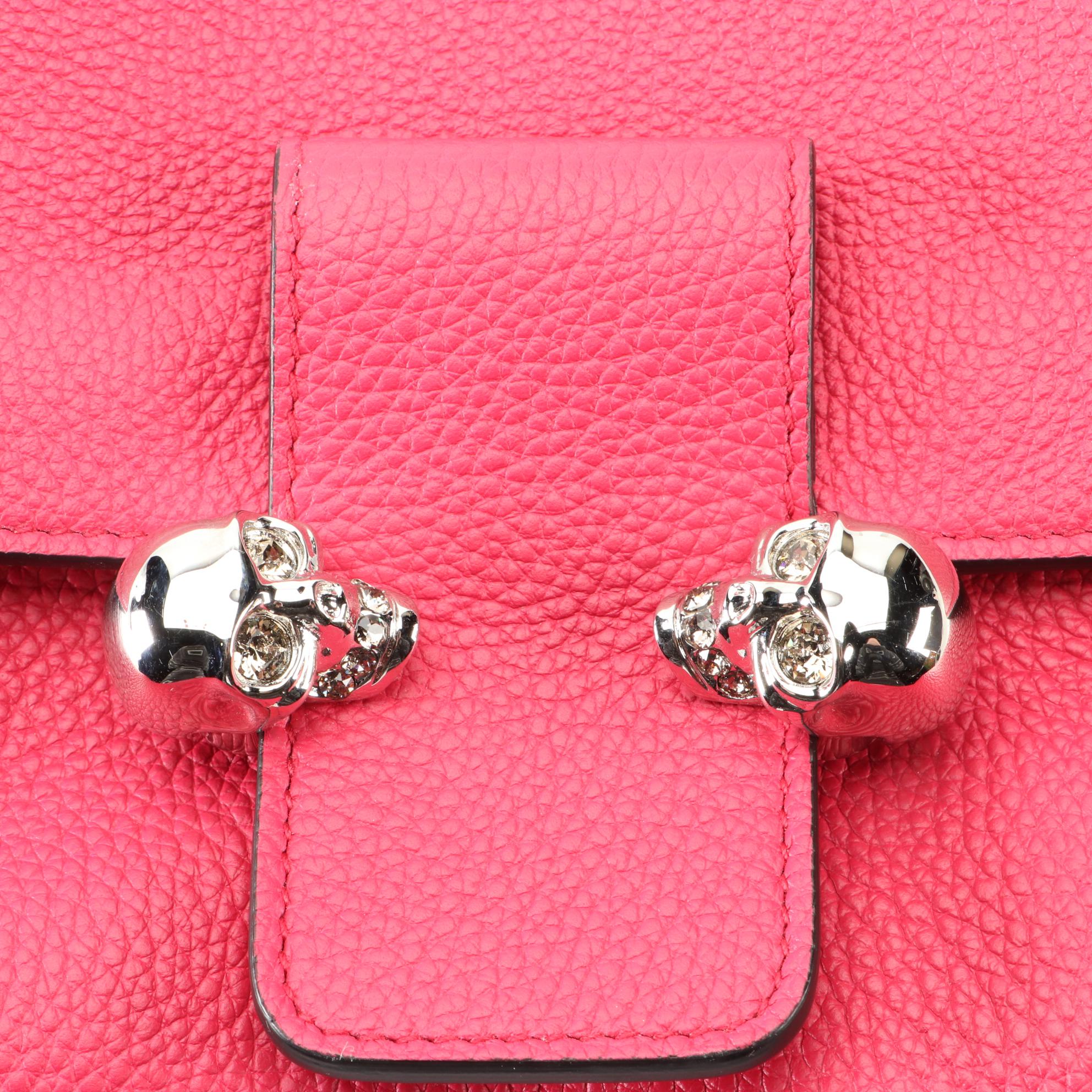 Alexander McQueen Twin Skull Flap Bag in Grain Leather with Chain Strap