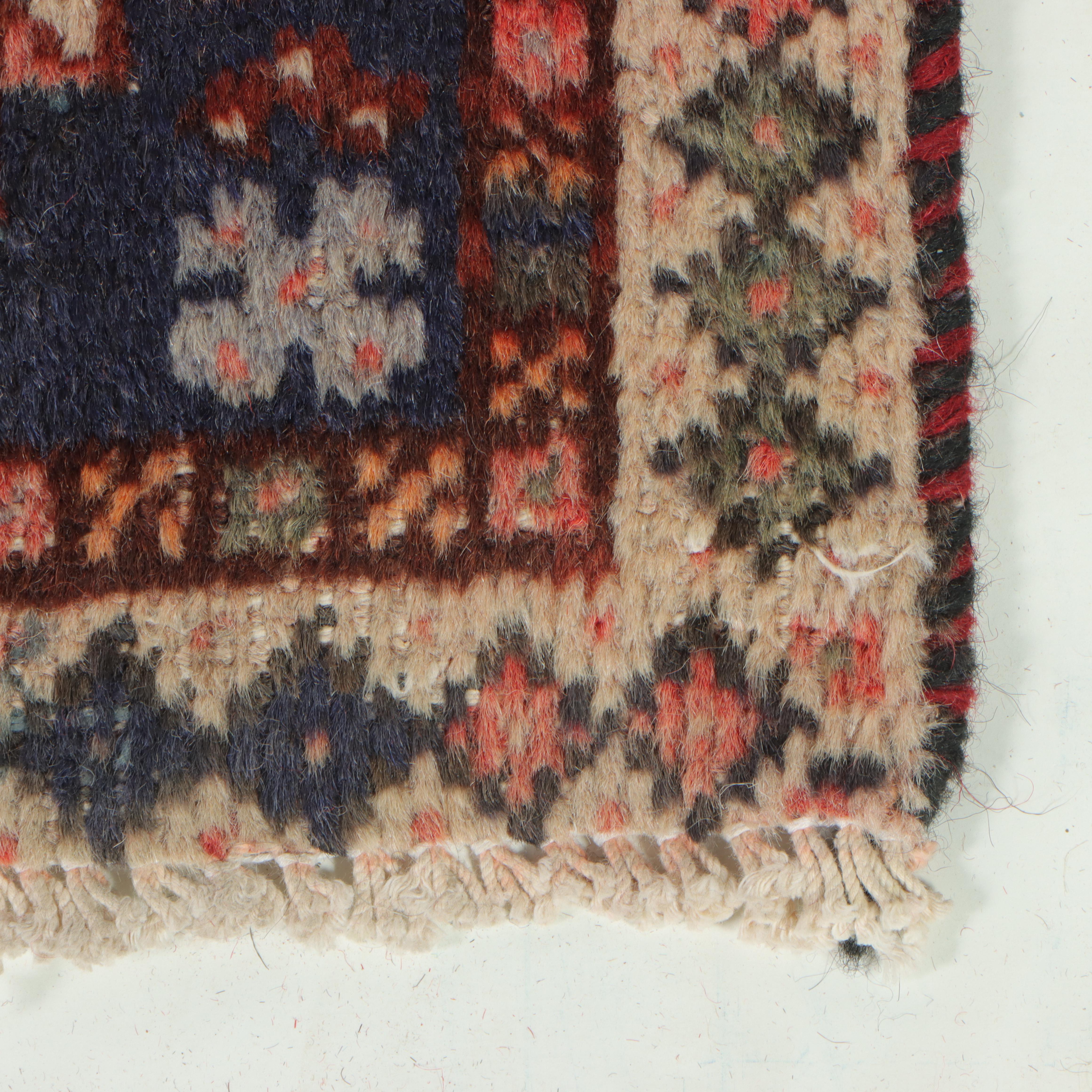 3'4 x 5' Hand-Knotted Persian Qashqai Area Rug