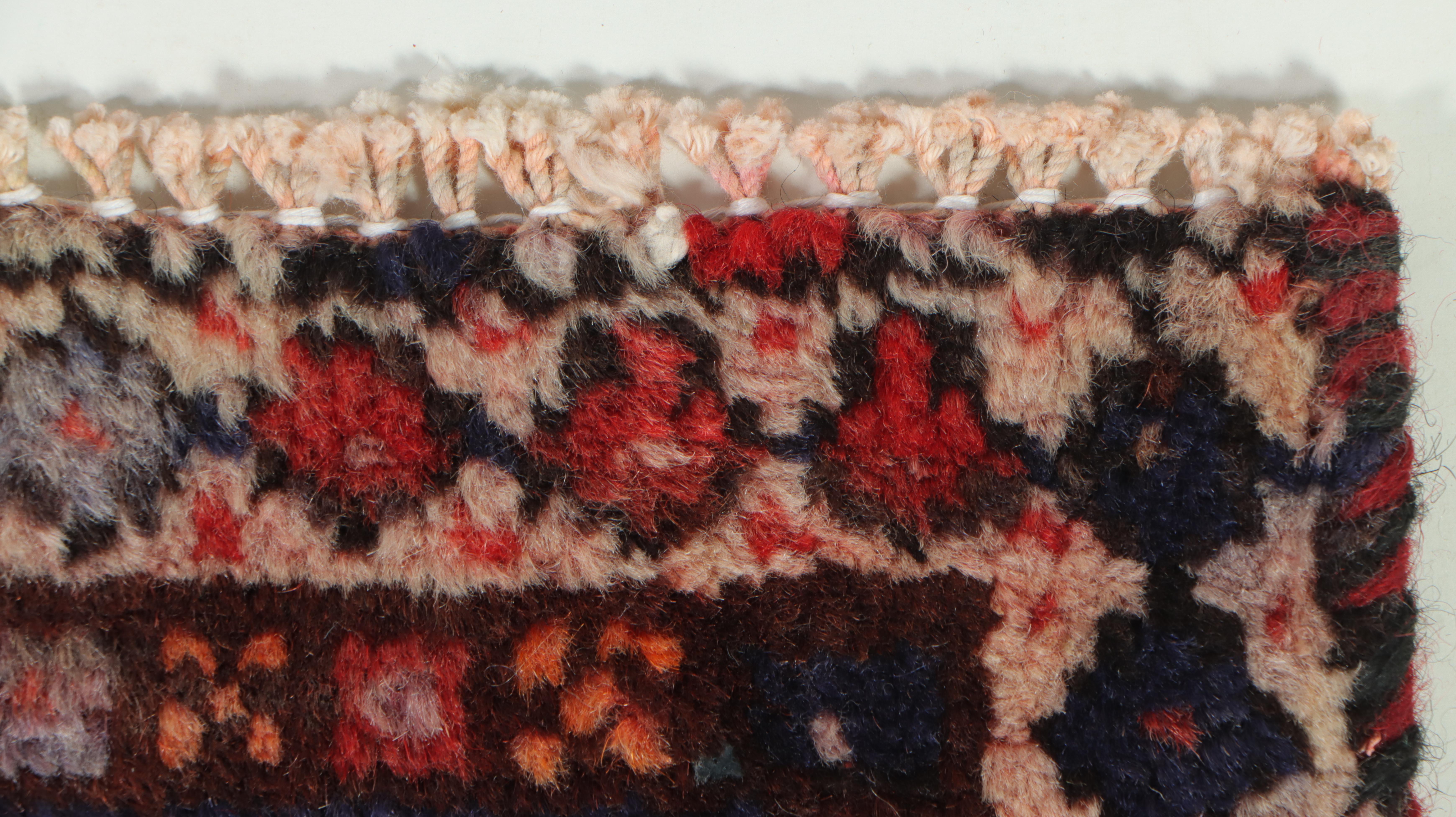 3'4 x 5' Hand-Knotted Persian Qashqai Area Rug