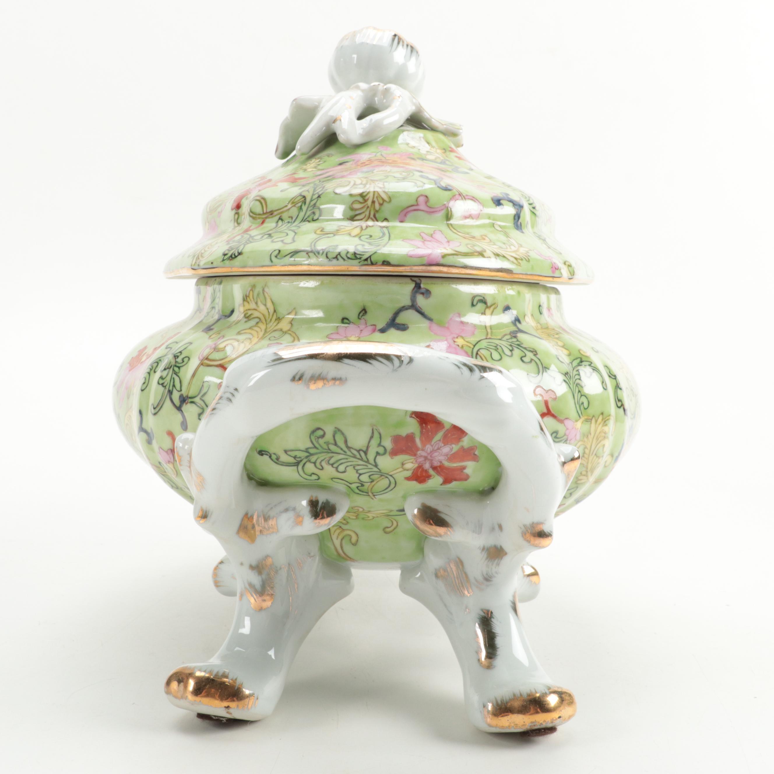 Decorative Chinese Porcelain Tureen
