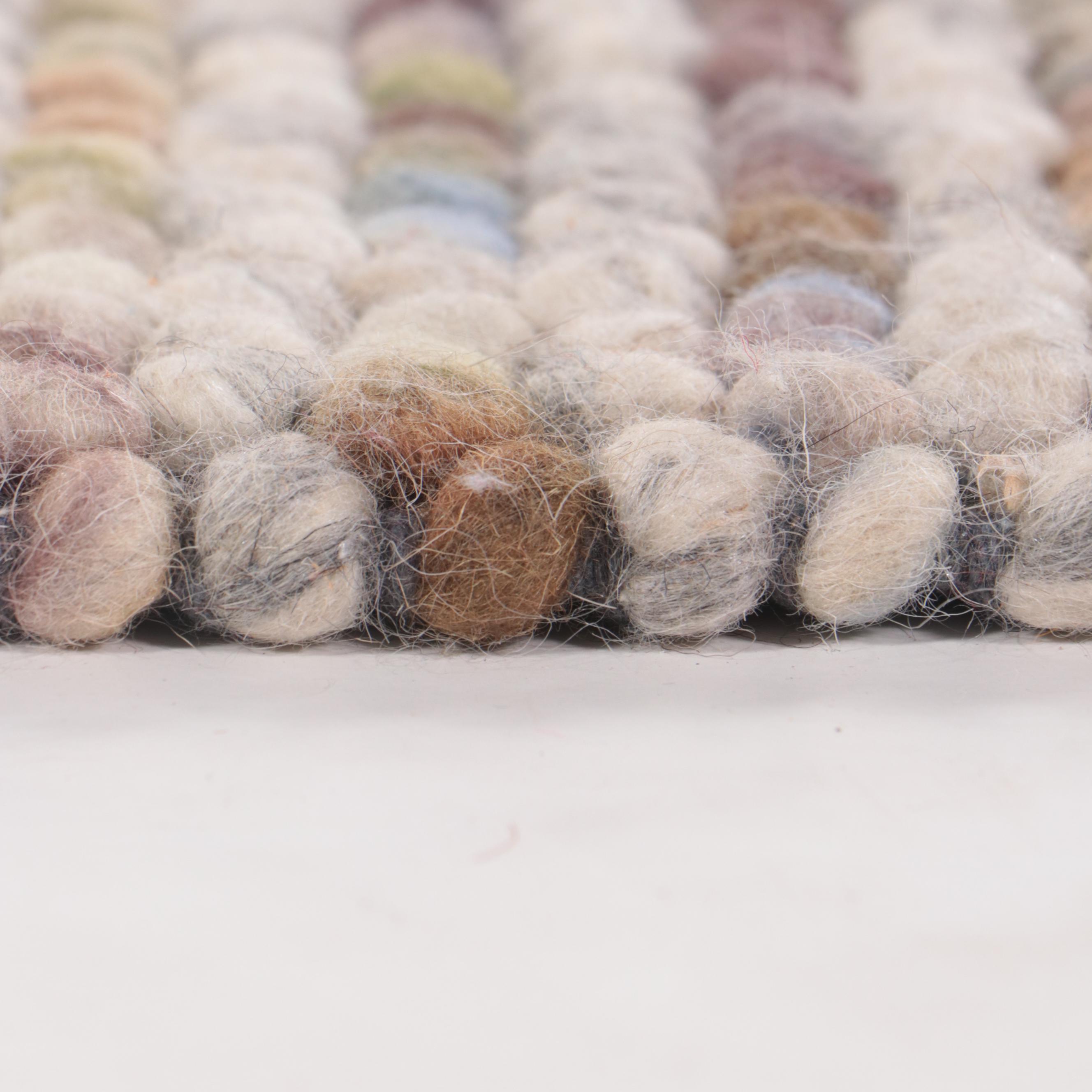 5' x 7'11 Hand-Knotted Safavieh Nirvana Area Rug