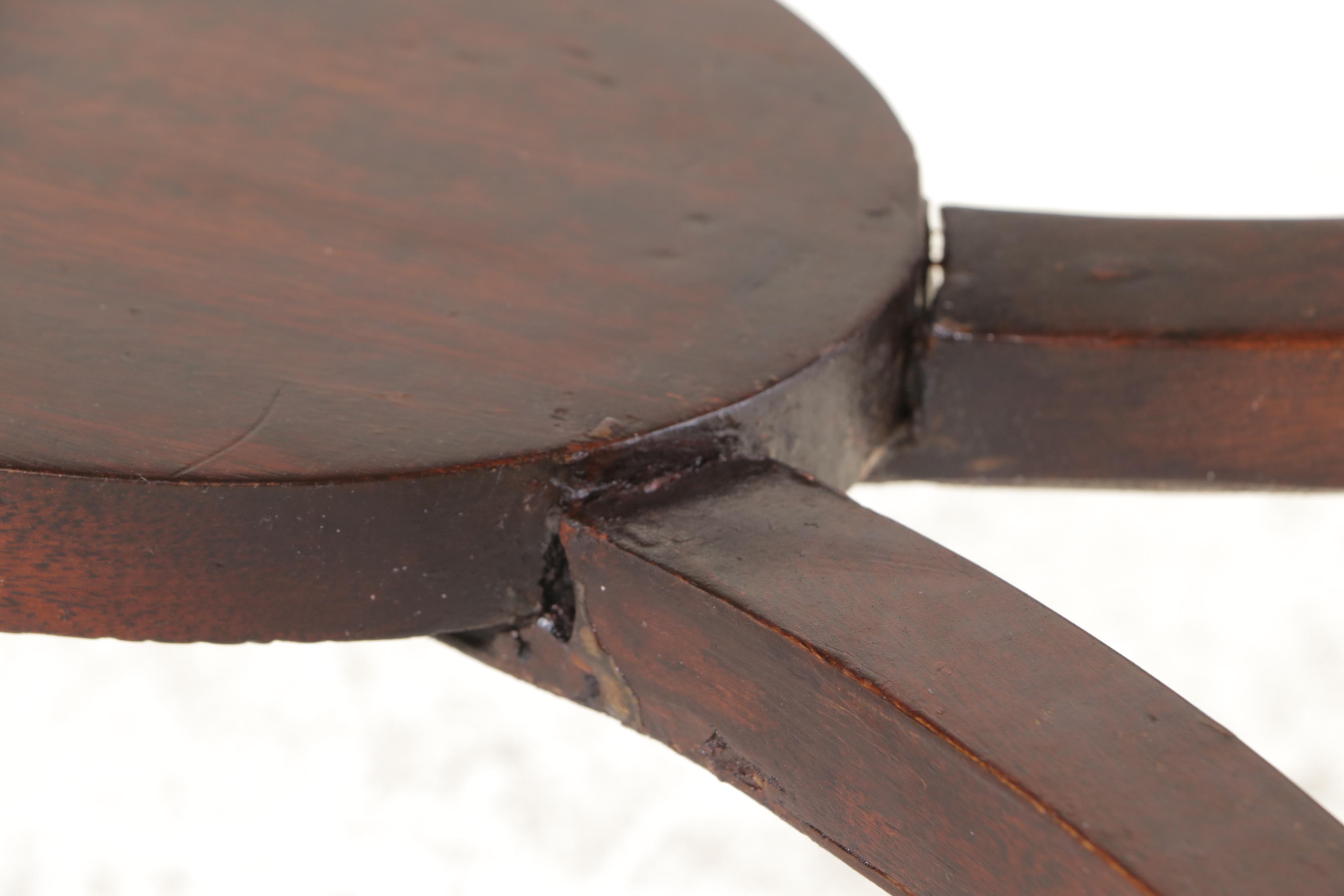 George III Style Mahogany and Marquetry Tray-Top Dessert Table, Early 20th C.