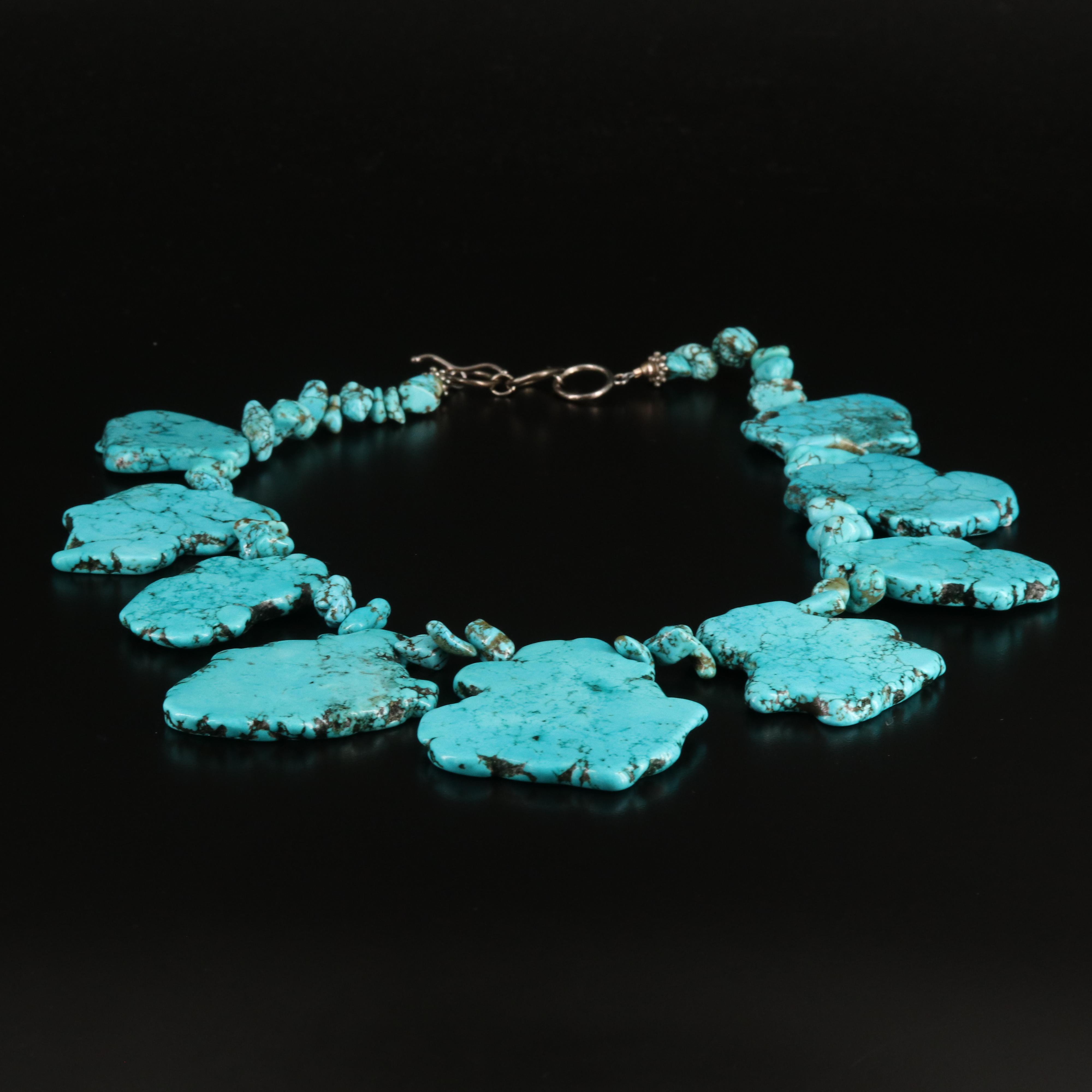 Graduated Magnesite Necklace