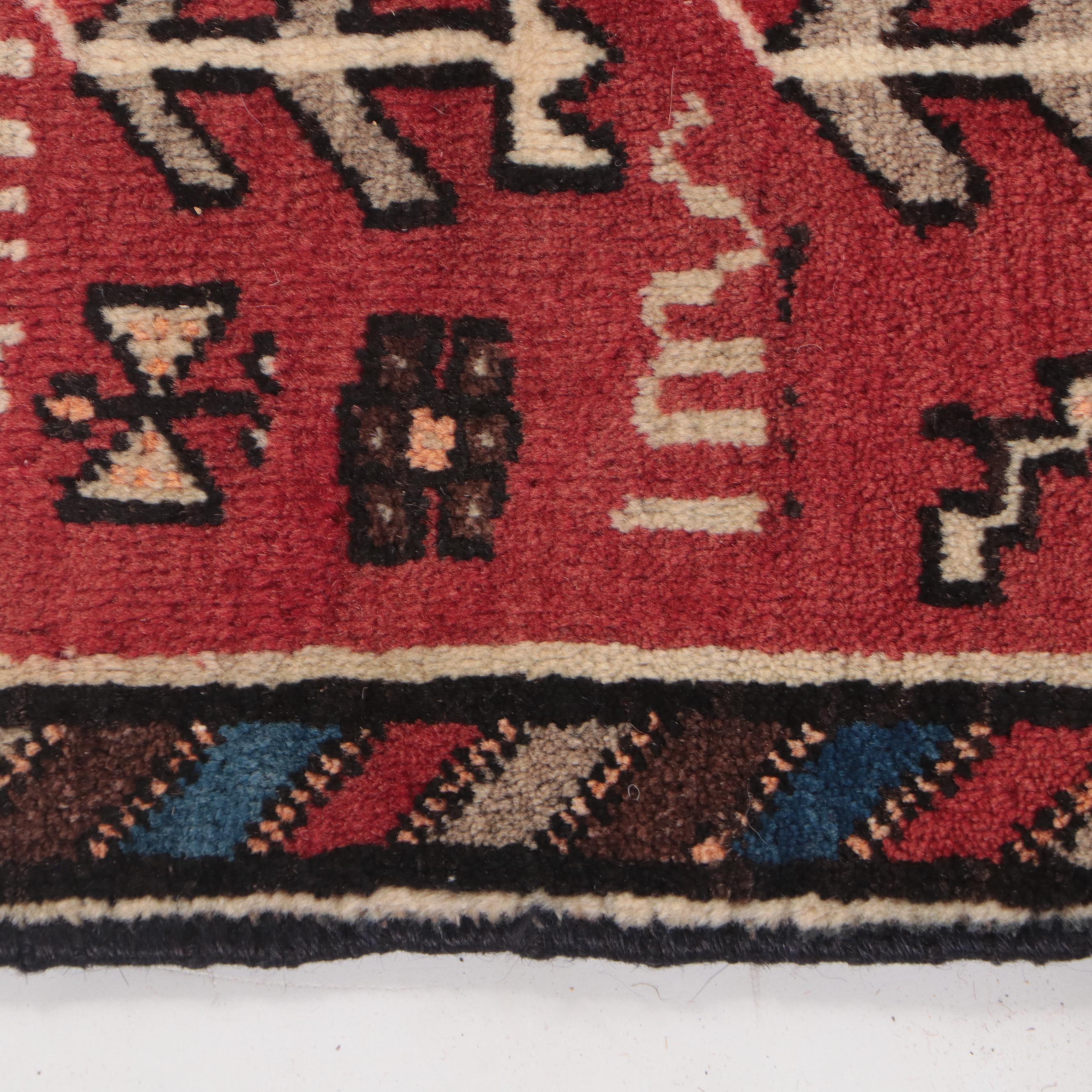 1'8 x 1'9 Hand-Knotted Northwest Persian Floor Mat