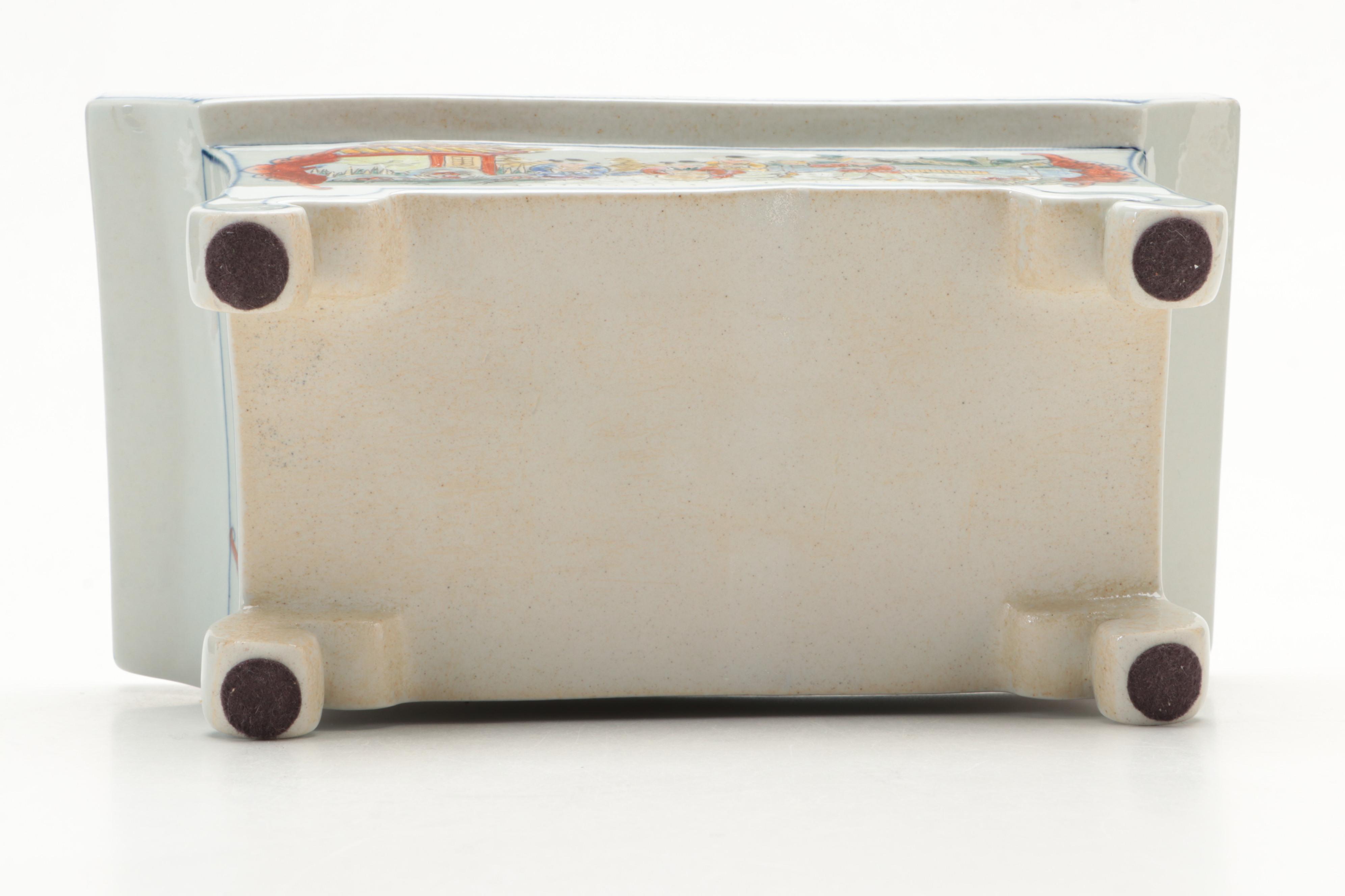 Chinese Porcelain Tea Set with Stand, 20th Century