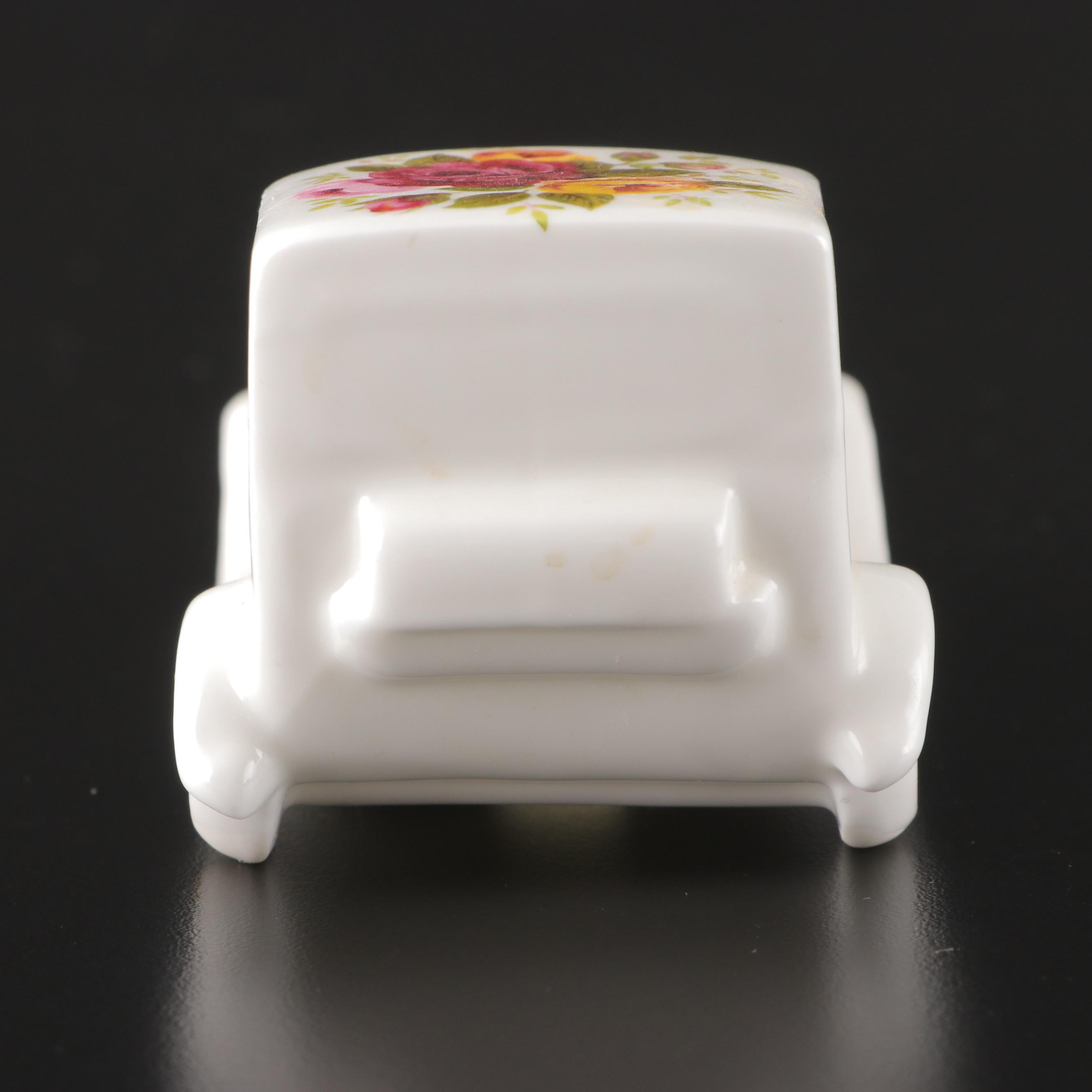 Gilt Porcelain Cheese Keeper with Other Home Décor