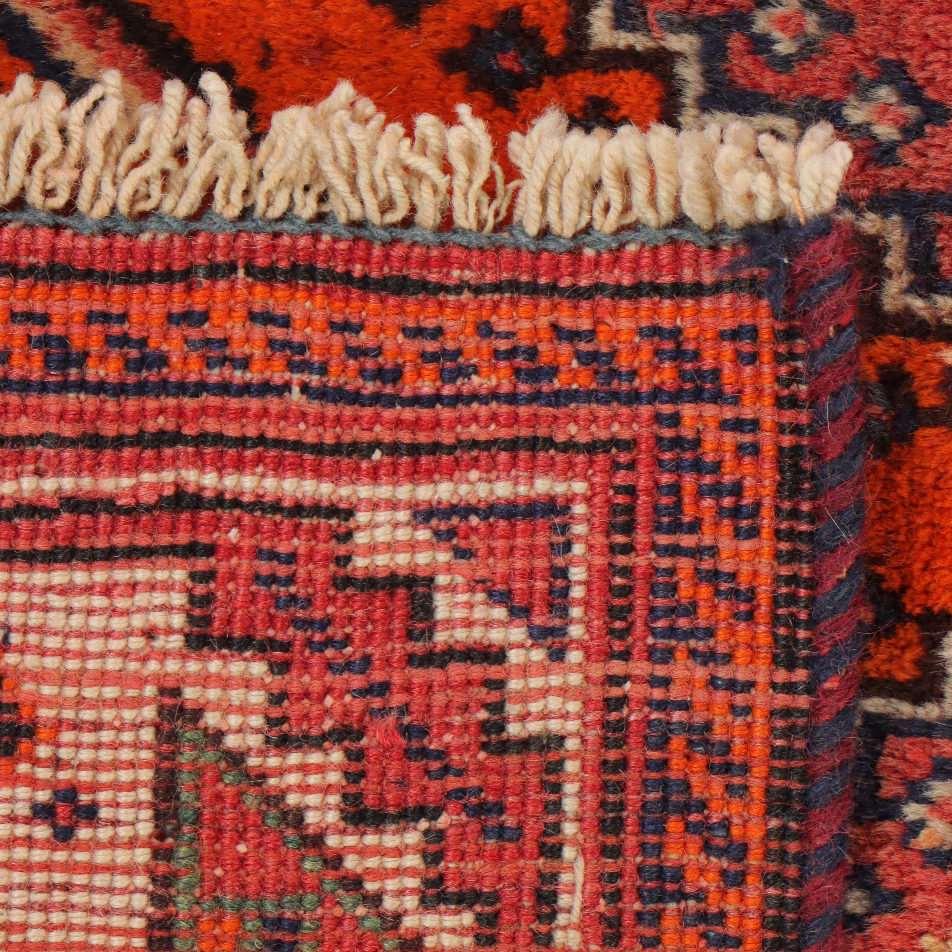 5' x 9'2 Hand-Knotted Persian Qashqai Area Rug