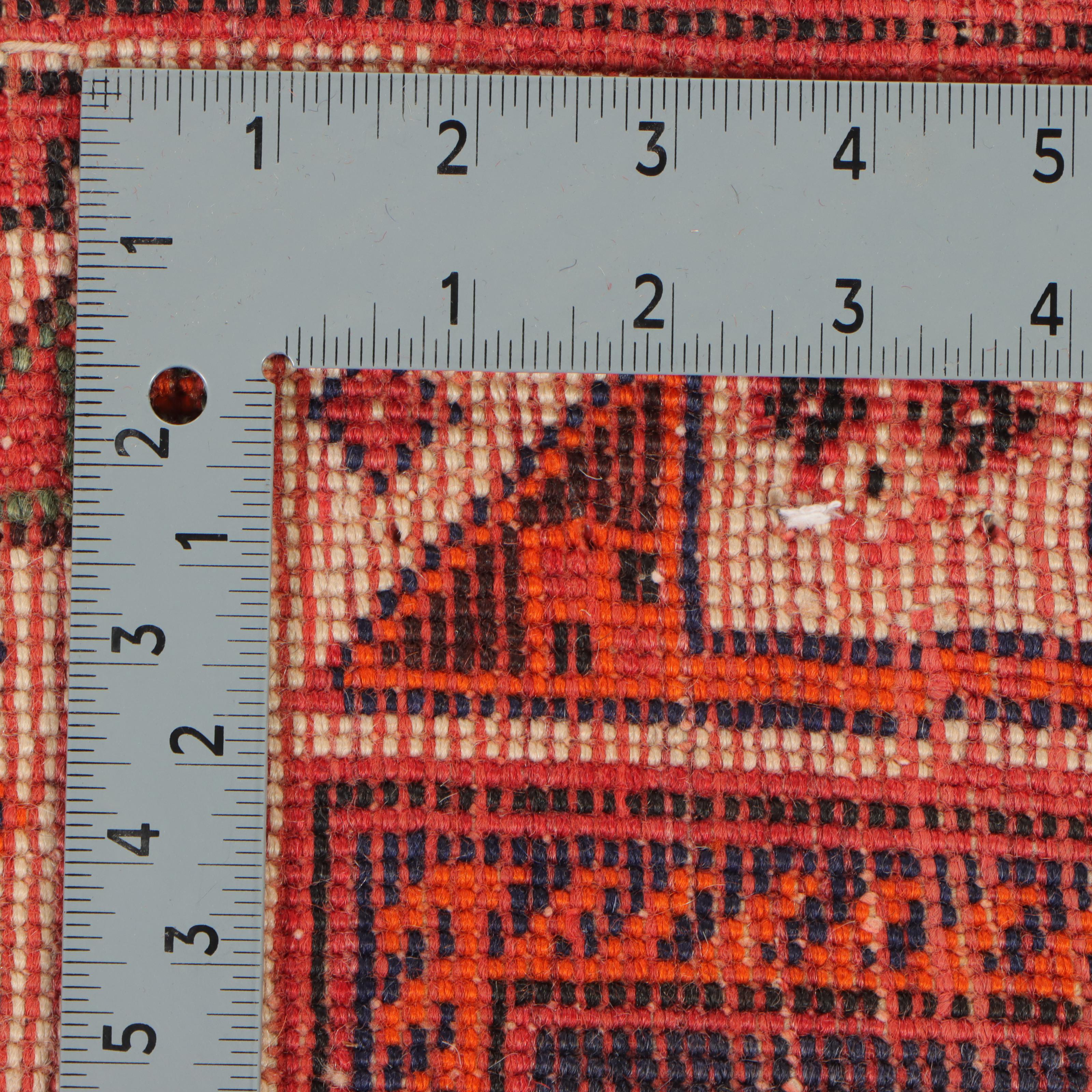 5' x 9'2 Hand-Knotted Persian Qashqai Area Rug