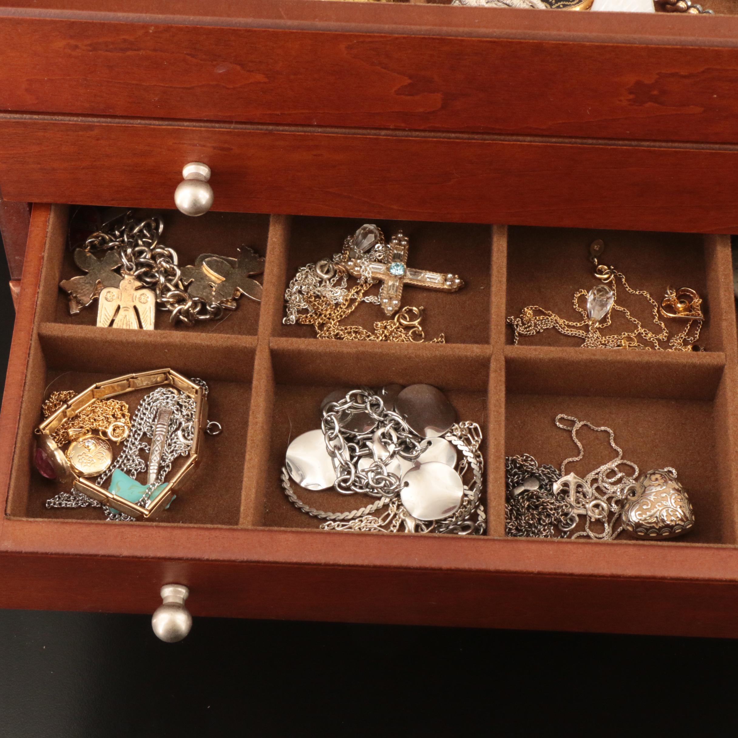 Uncommon Discoveries: Jewelry Collection