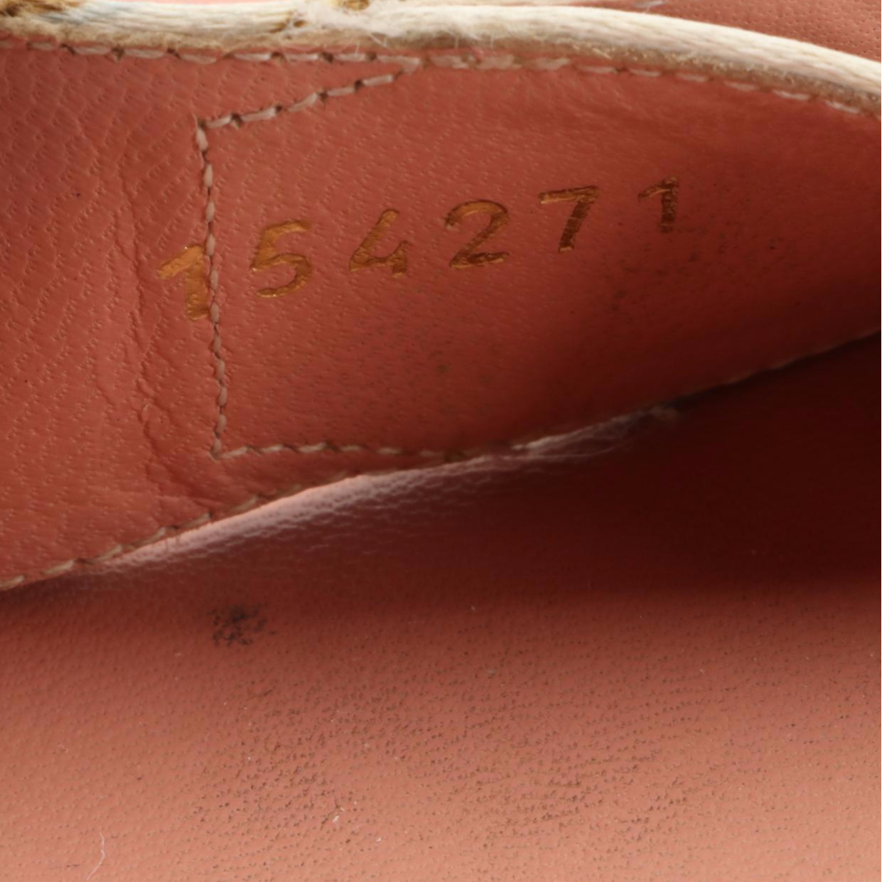 Gucci Slide Heels in Logo Chain Print Satin Textile