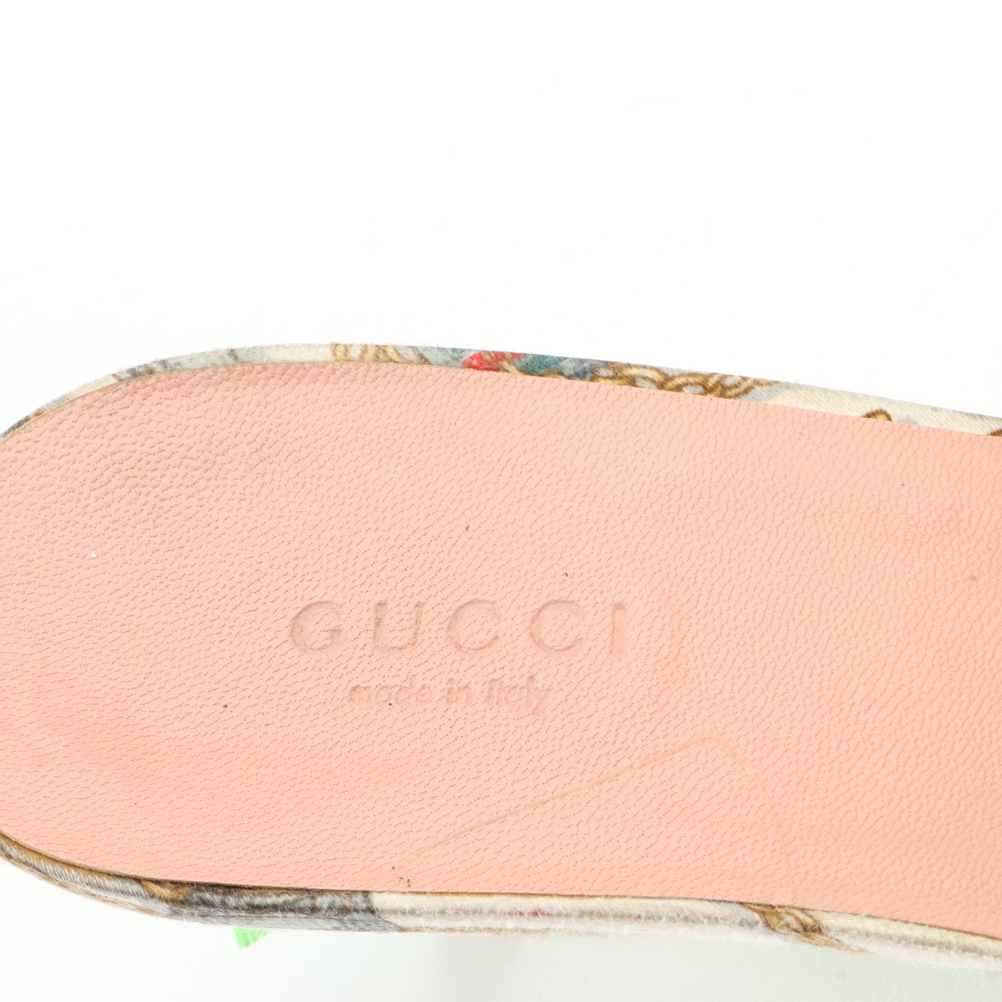 Gucci Slide Heels in Logo Chain Print Satin Textile