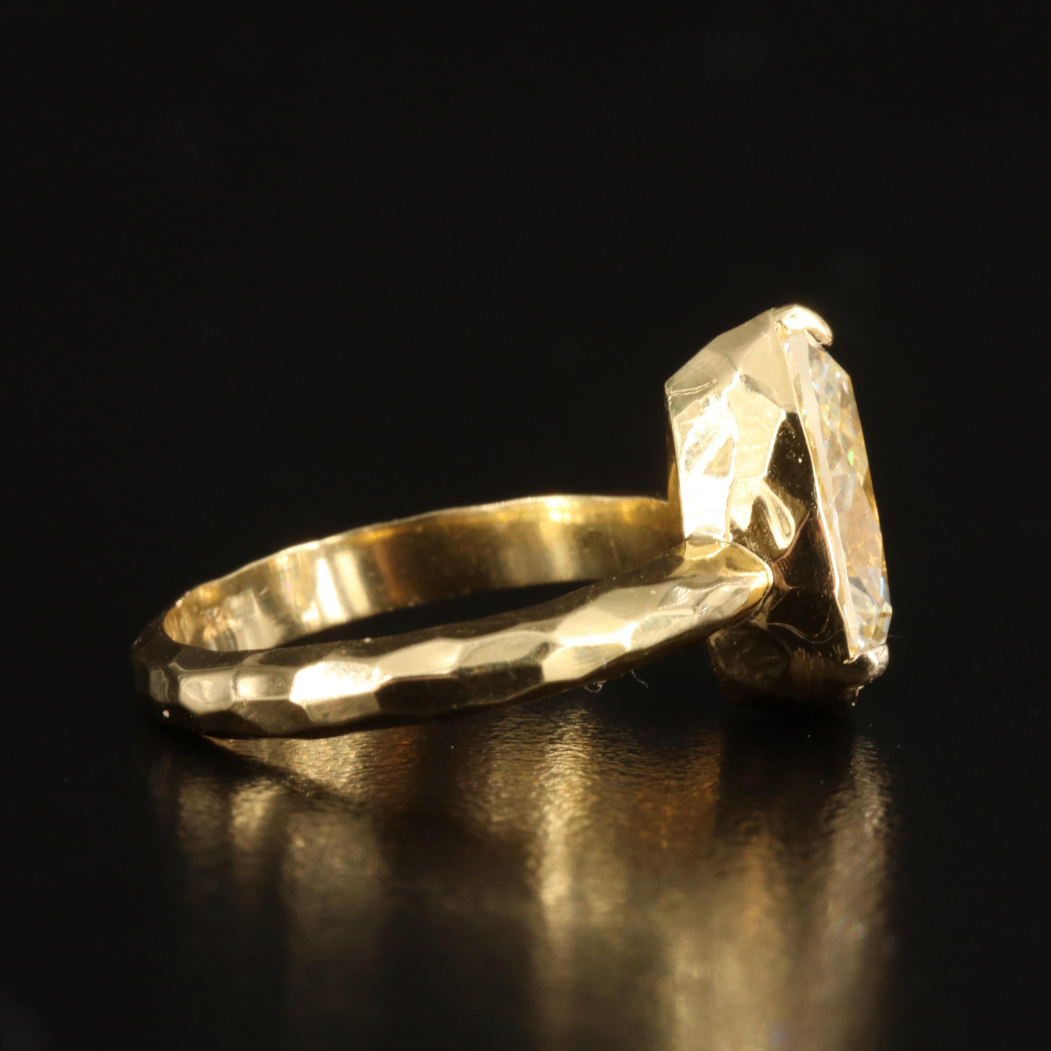 18K 3.11 CT Diamond Solitaire Ring