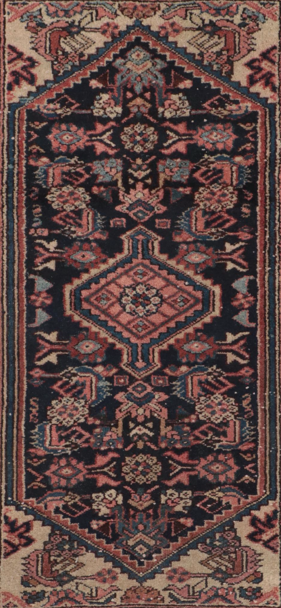 2'7 x 4'2 Hand-Knotted Persian Hamadan Accent Rug