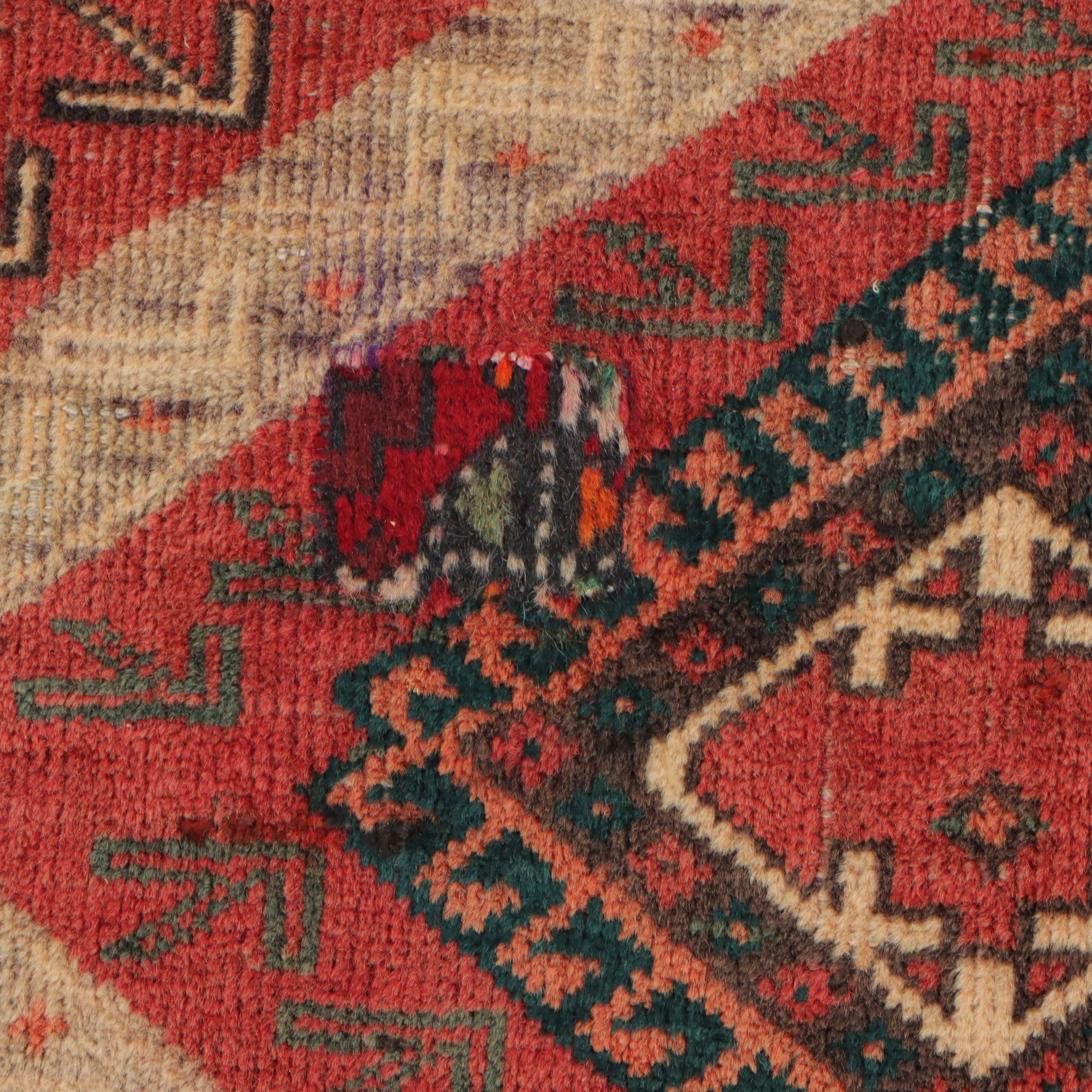 4'3 x 9'6 Hand-Knotted Persian Qashqai Area Rug