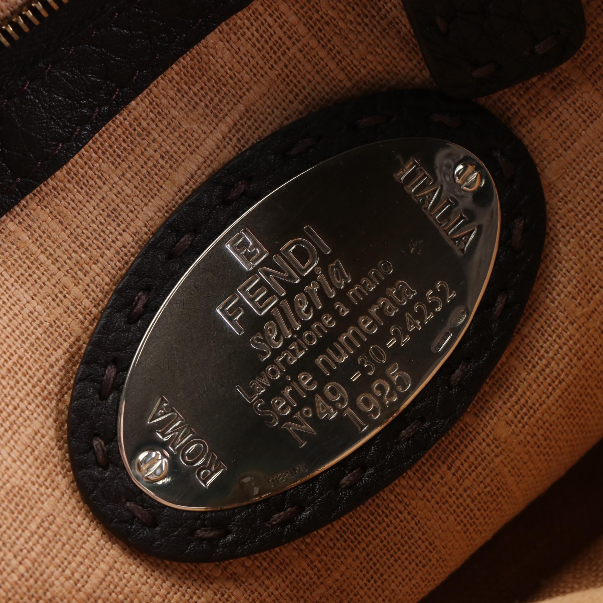 Fendi Selleria Tote Bag in Pebble Grain Textured Leather with Running Stitch