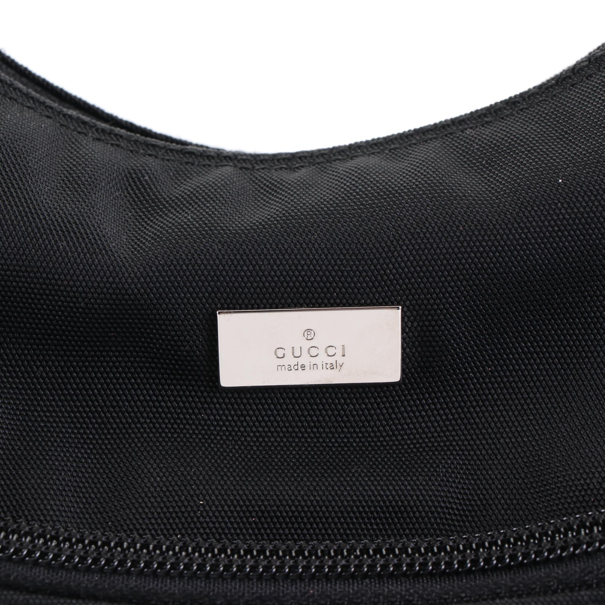 Gucci Shoulder Bag in Nylon and Black Leather