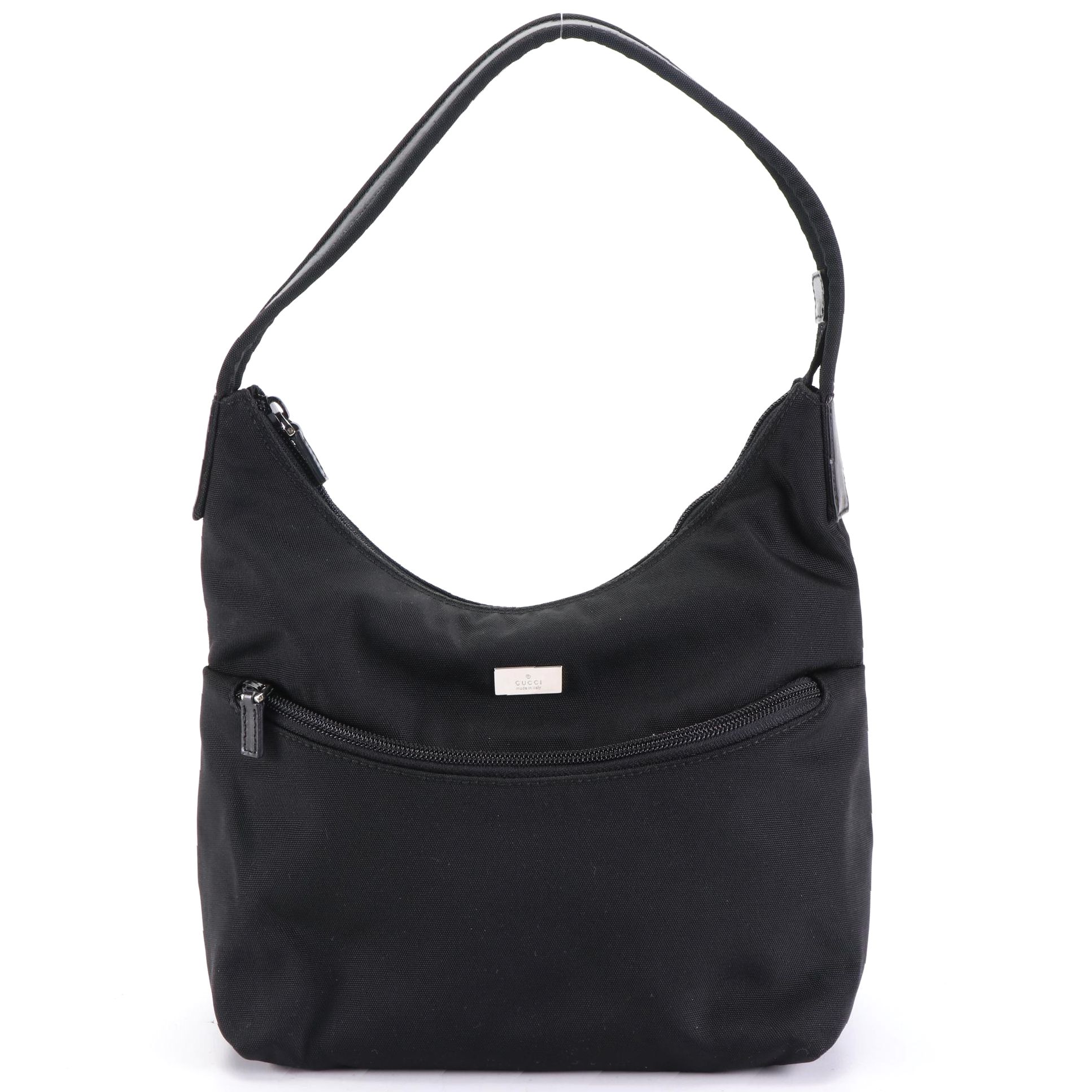 Gucci Shoulder Bag in Nylon and Black Leather
