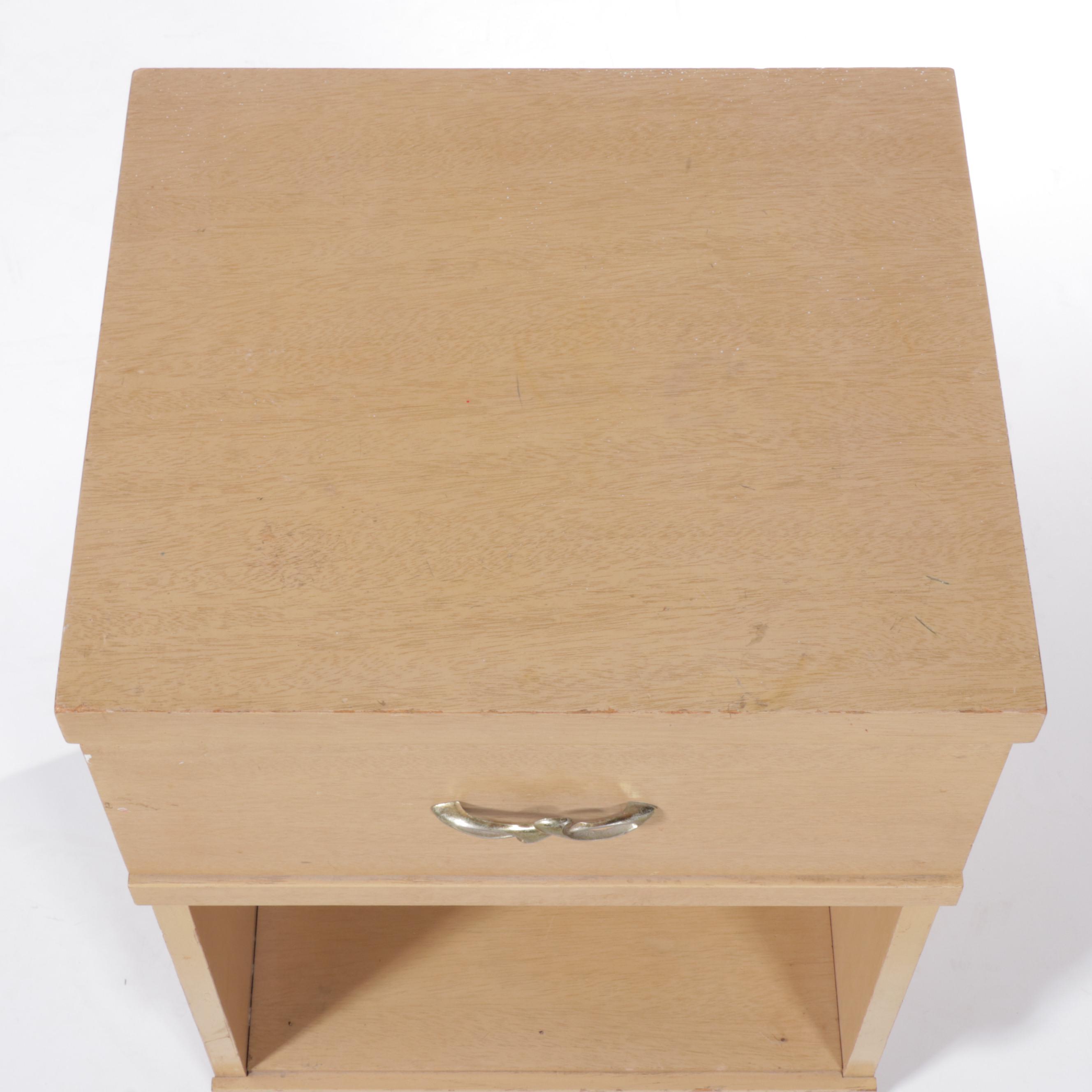 Harmony House Mid Century Modern Blonde Mahogany Nightstand