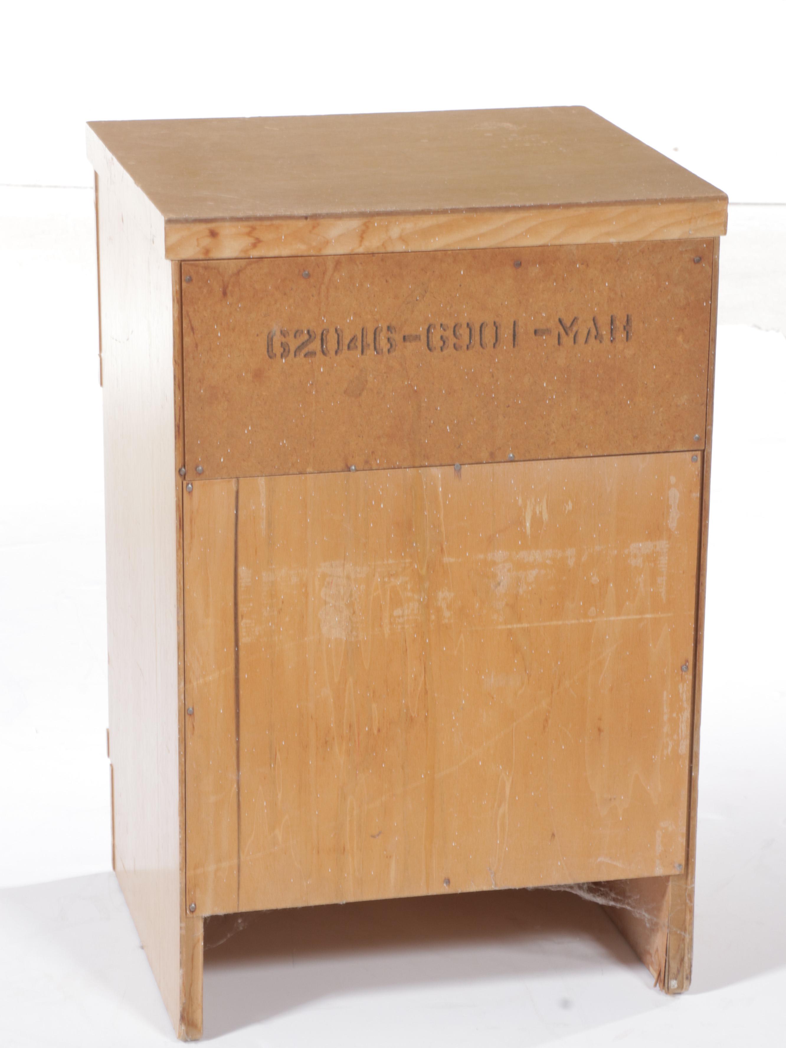 Harmony House Mid Century Modern Blonde Mahogany Nightstand