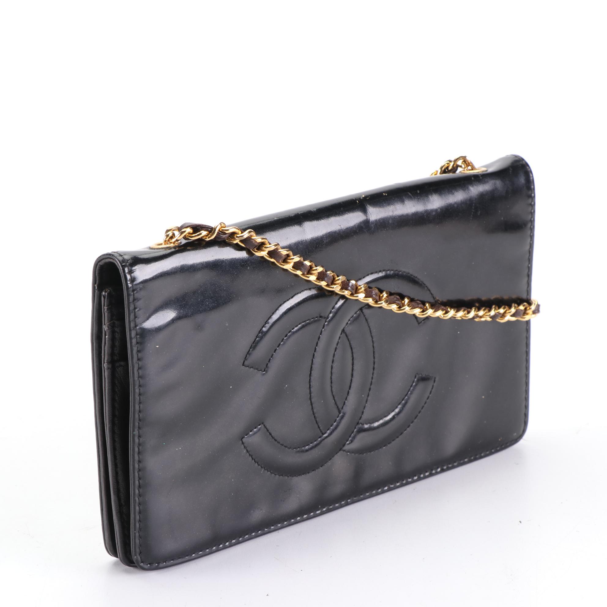 Chanel CC Wallet on Chain Bag in Patent Leather with Interwoven Chain Strap