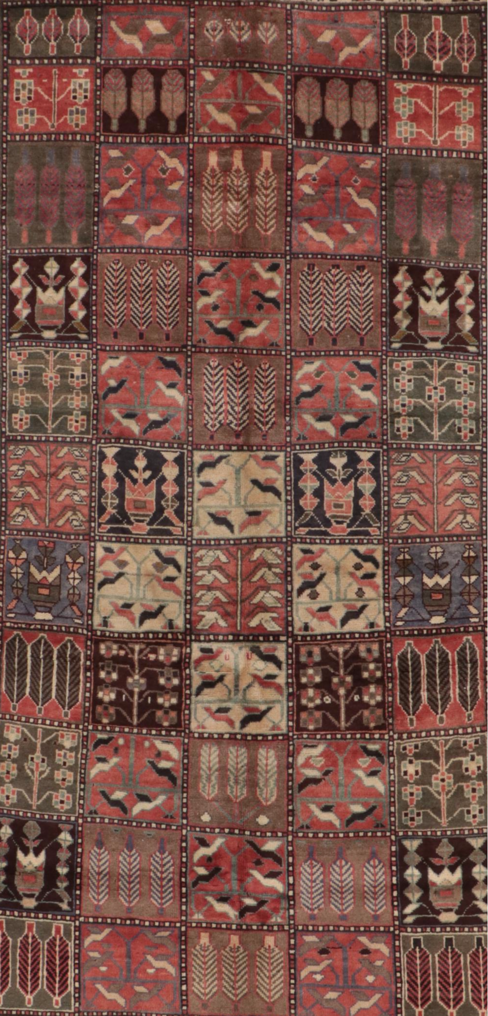 4'10 x 9' Hand-Knotted Persian Bakhtiari Area Rug