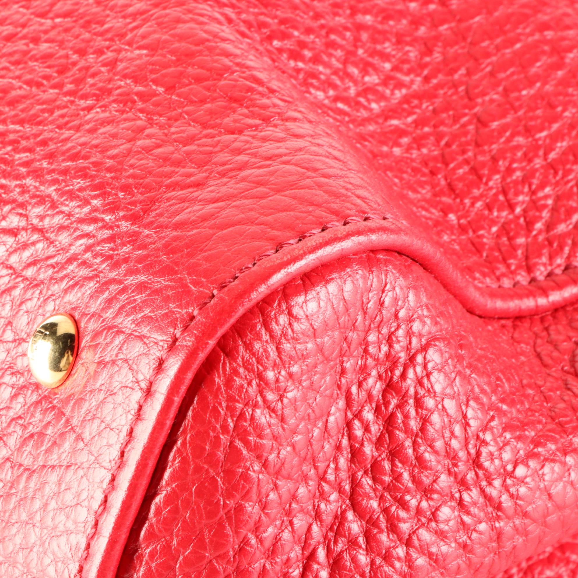 Fendi Chameleon Tote Bag in Red Textured Leather with Detachable Strap