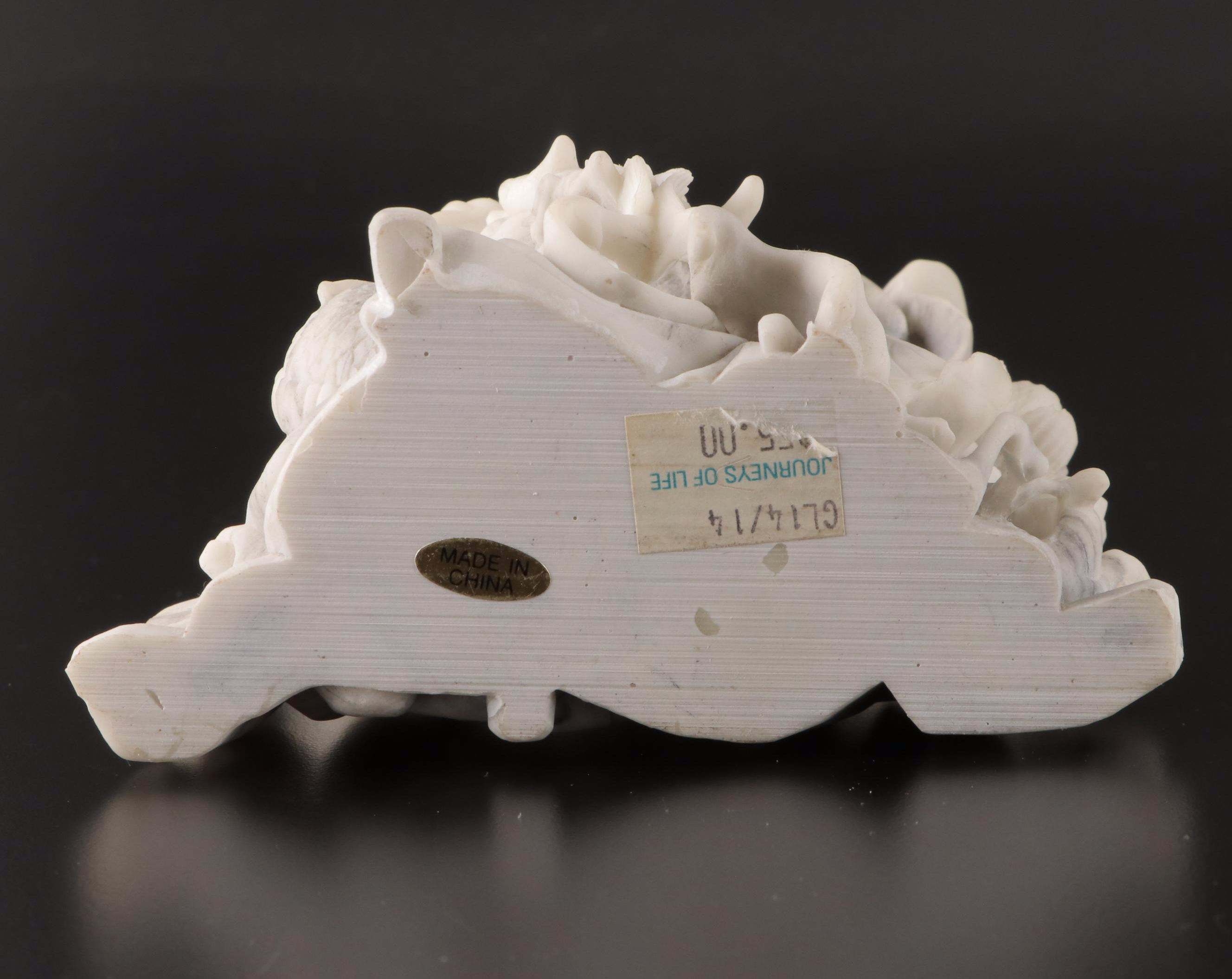 Chinese Blanc de Chine Style Resin Guanyin Figurines