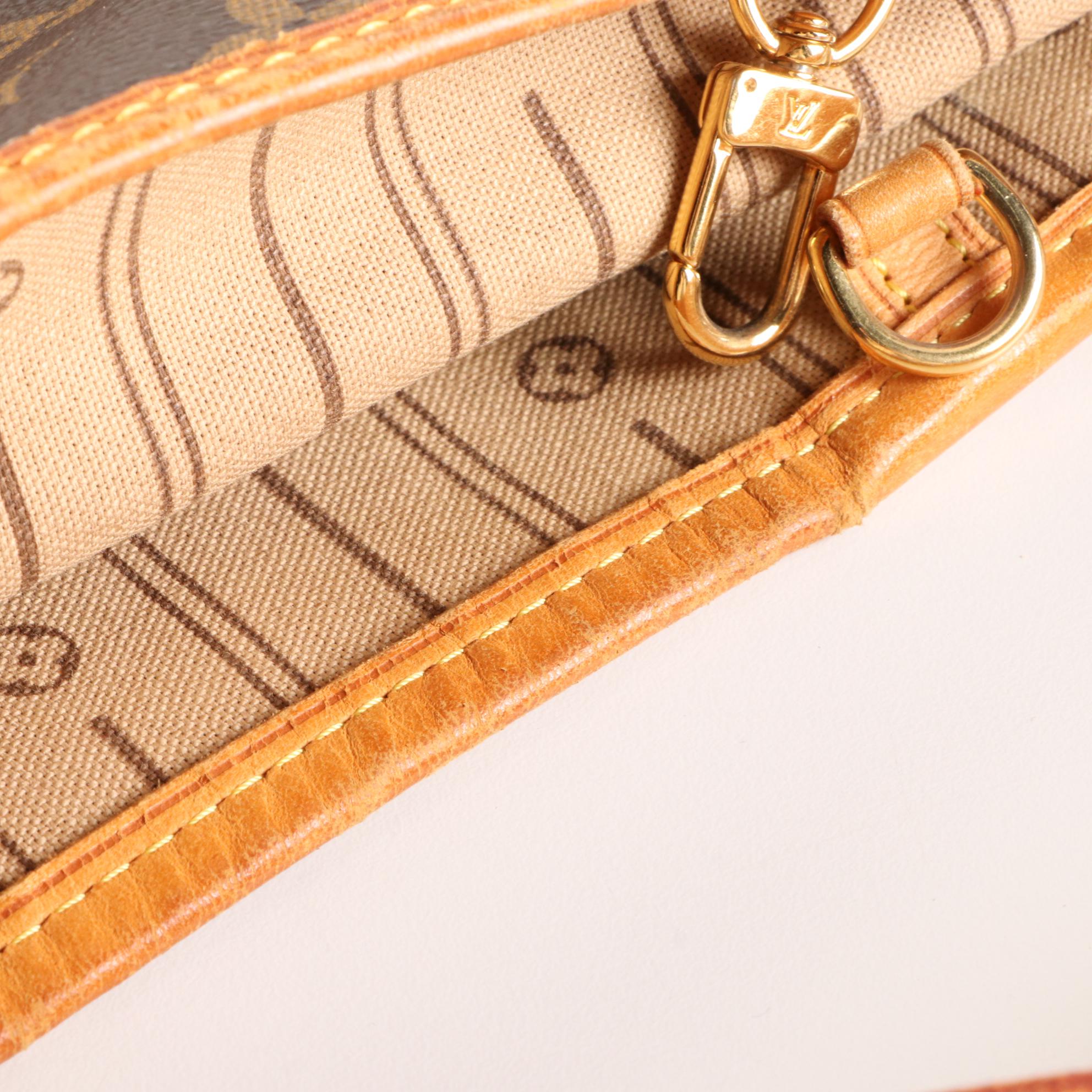 Louis Vuitton Delightful MM in Monogram Canvas and Vachetta Leather